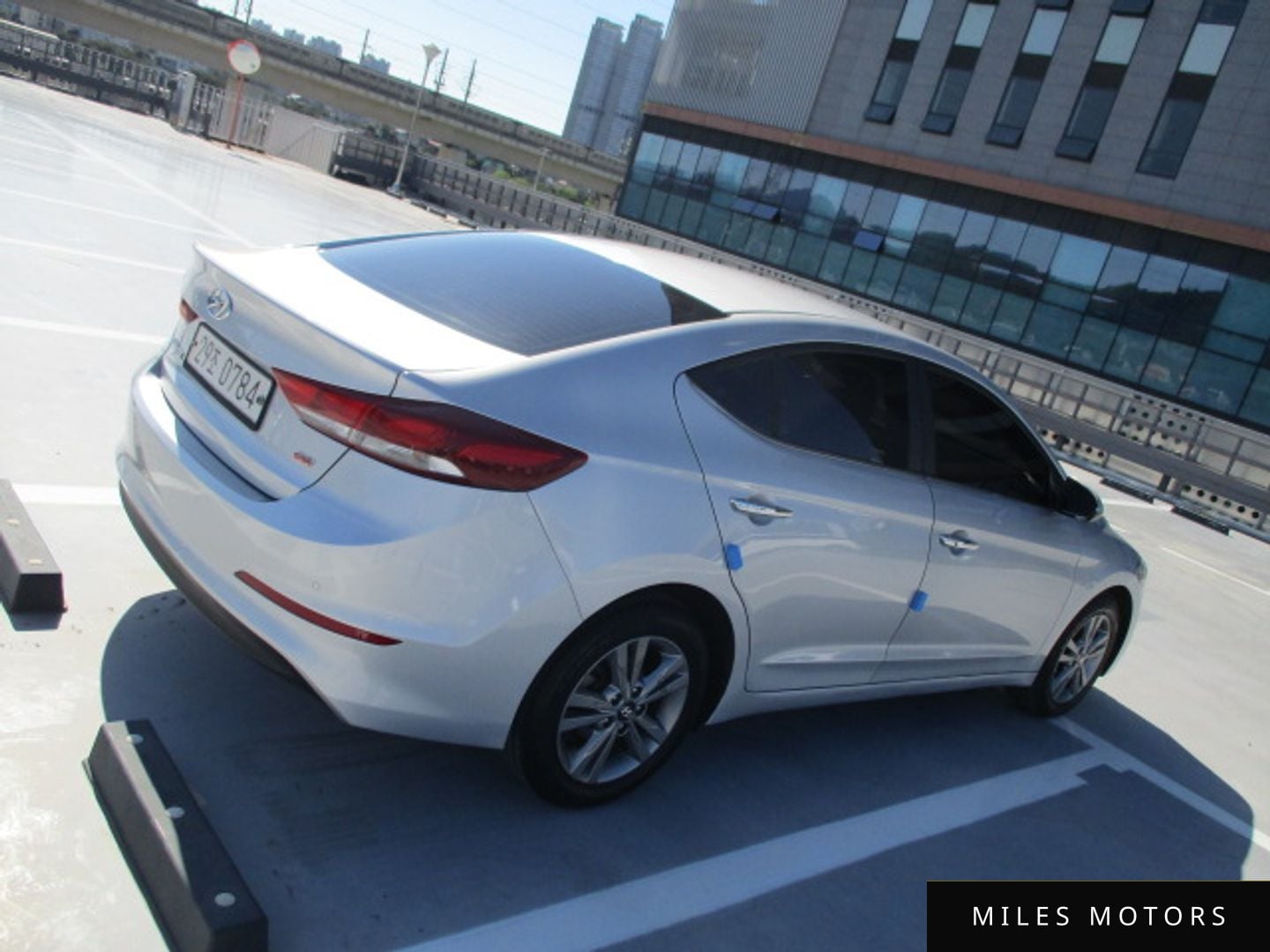 Hyundai AVANTE 2017 — миниатюра 5