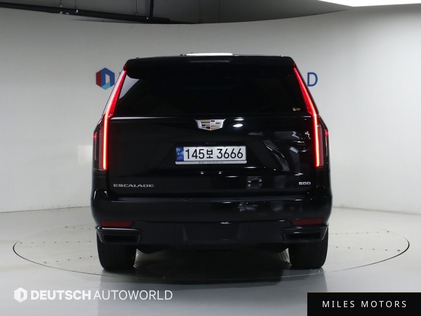 Cadillac Escalade 2023 — миниатюра 4