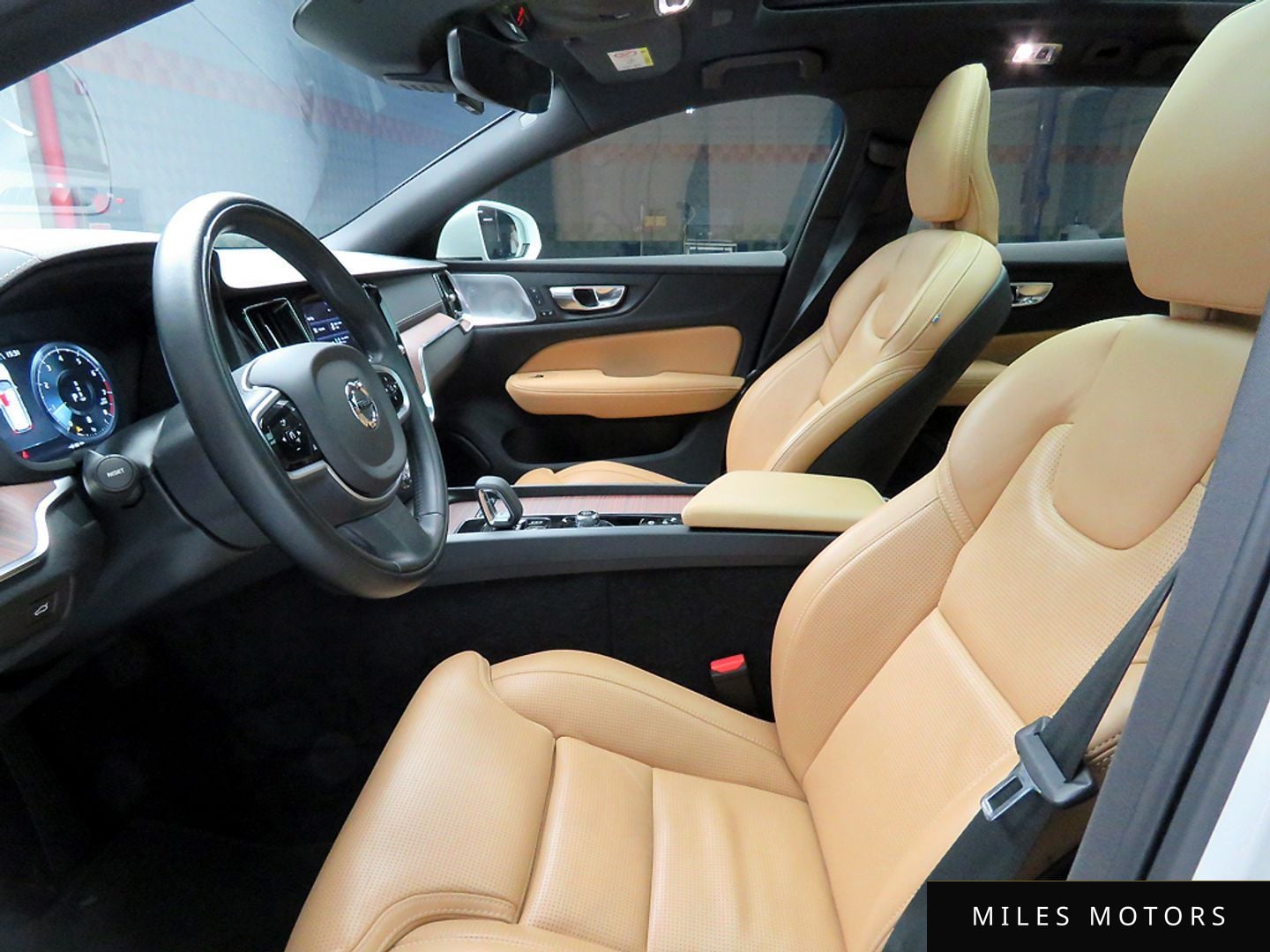 Volvo V60 2022 — миниатюра 10