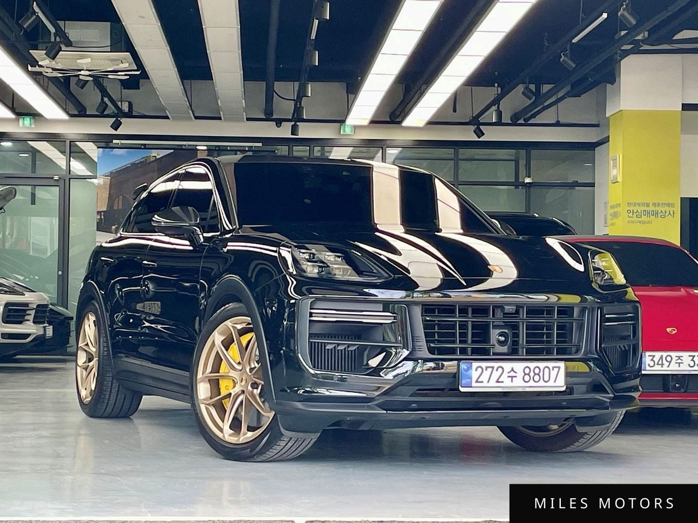 Porsche Cayenne 2024 — миниатюра 3