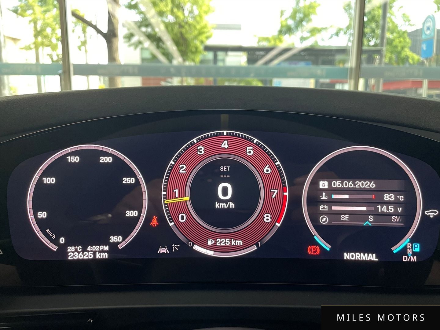 Porsche Cayenne 2024 — миниатюра 8