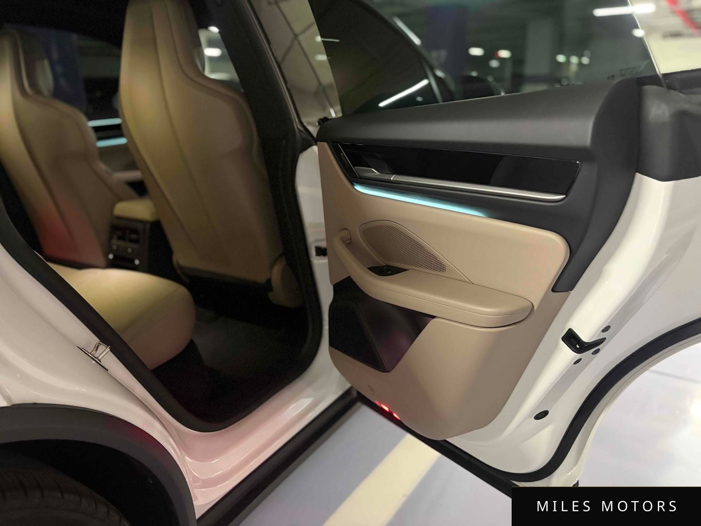 Porsche Macan 2025 — миниатюра 9