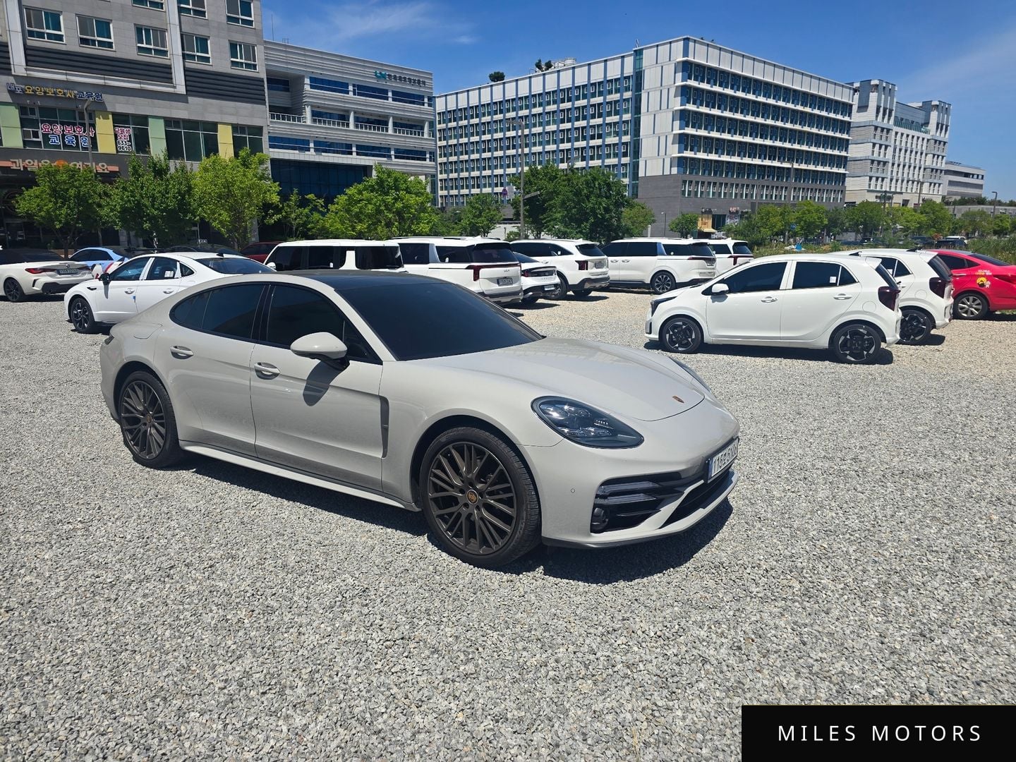 Porsche Panamera 2022 — миниатюра 3