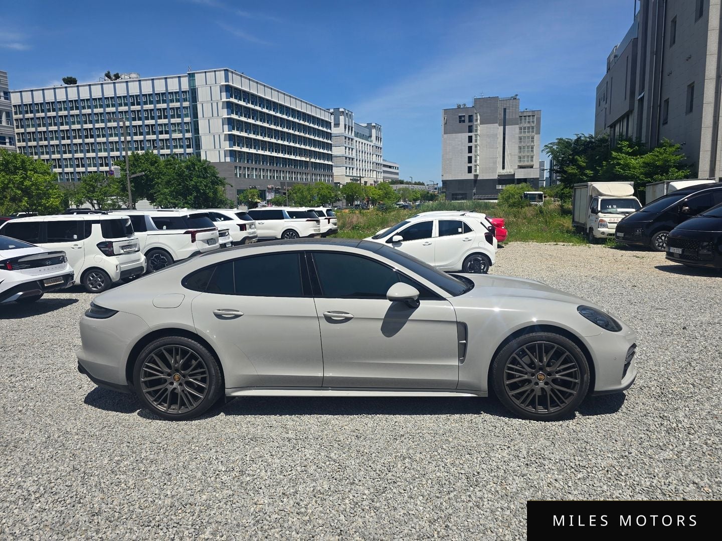 Porsche Panamera 2022 — миниатюра 4
