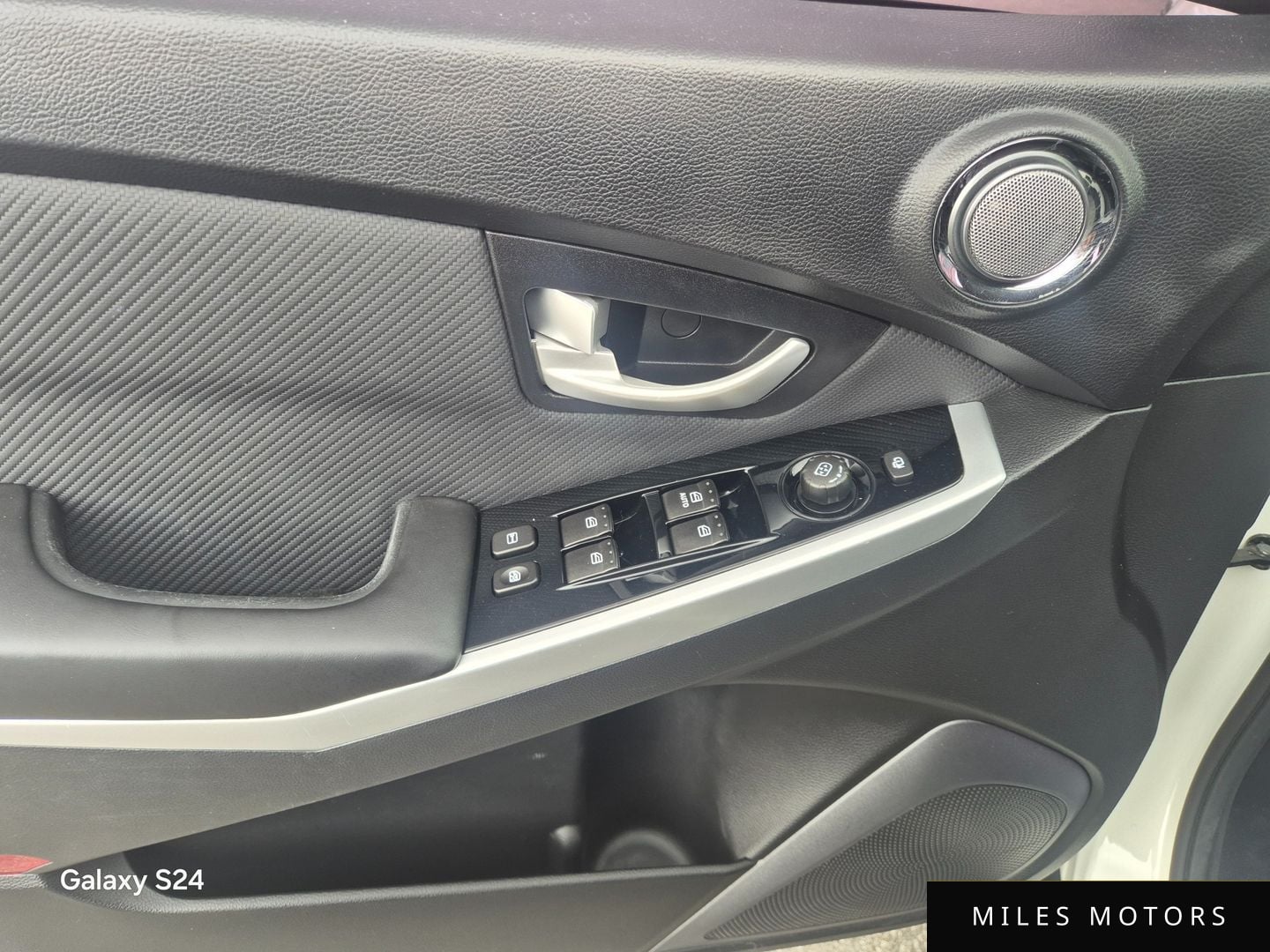 KG Mobility KORANDO 2018 — миниатюра 10