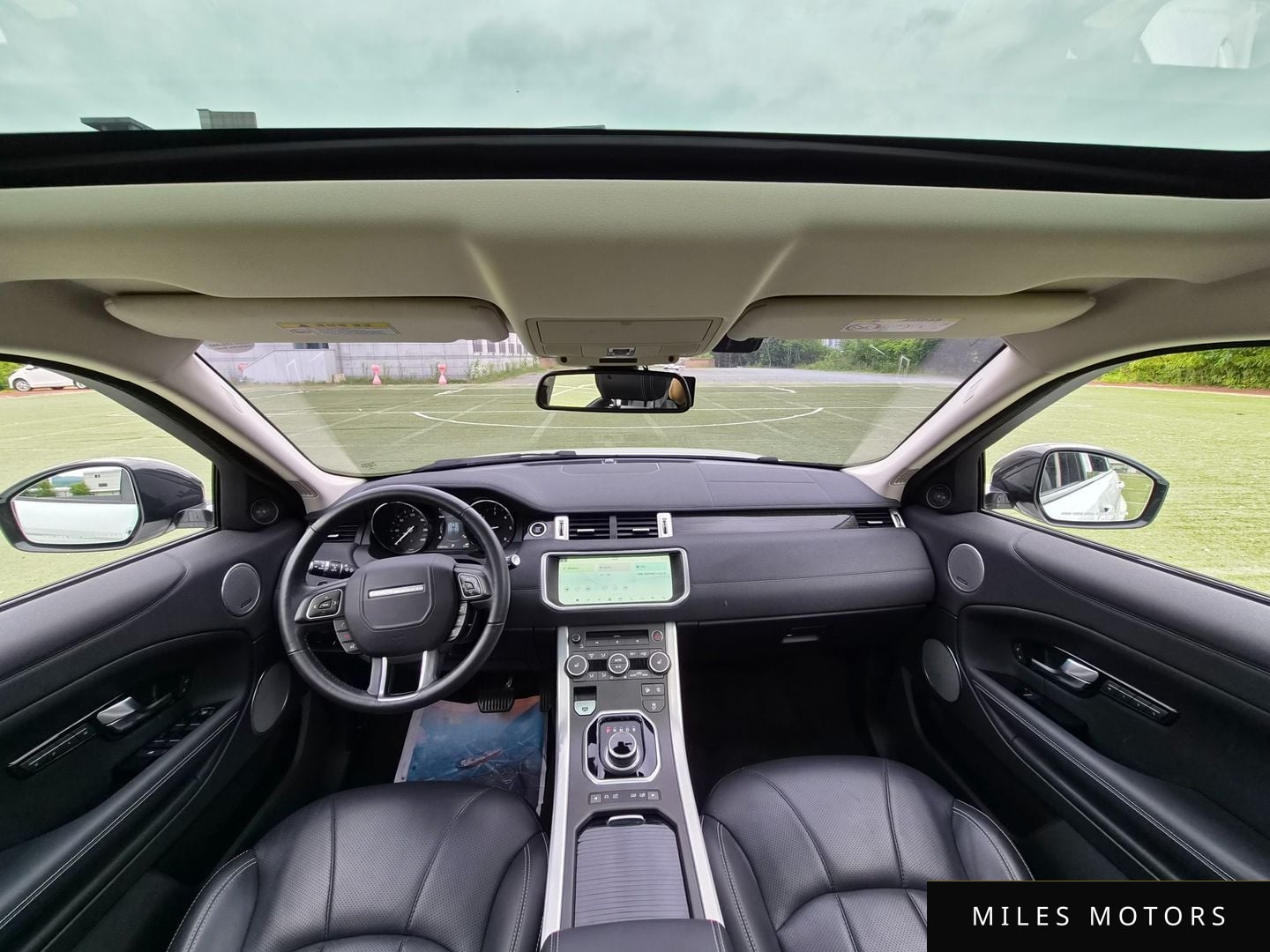 Land Rover Range Rover Evoque 2018 — миниатюра 10