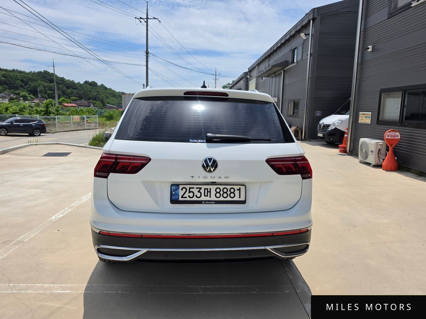 Volkswagen Tiguan 2023 — миниатюра 2
