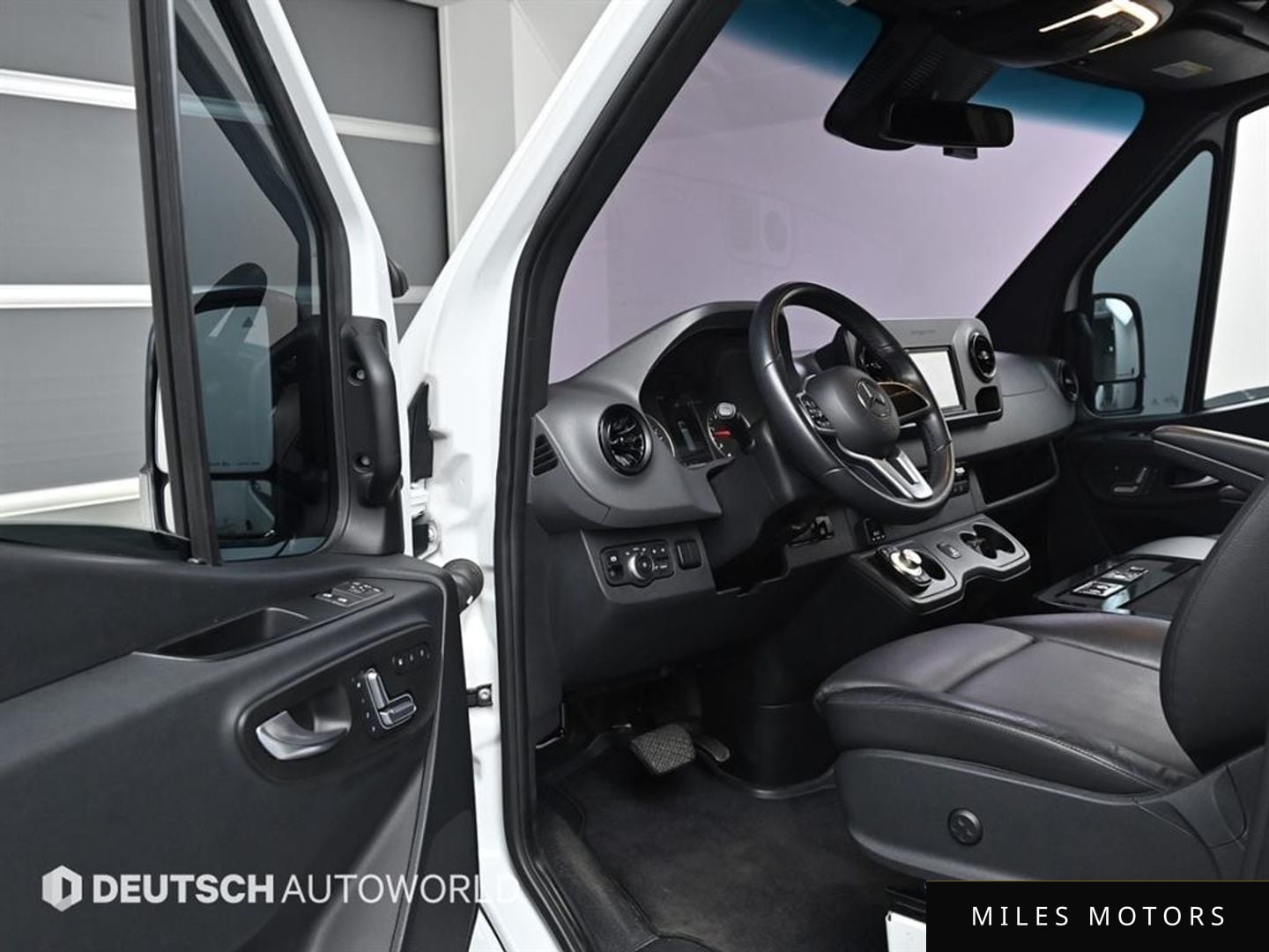Mercedes-Benz Sprinter 2019 — миниатюра 11