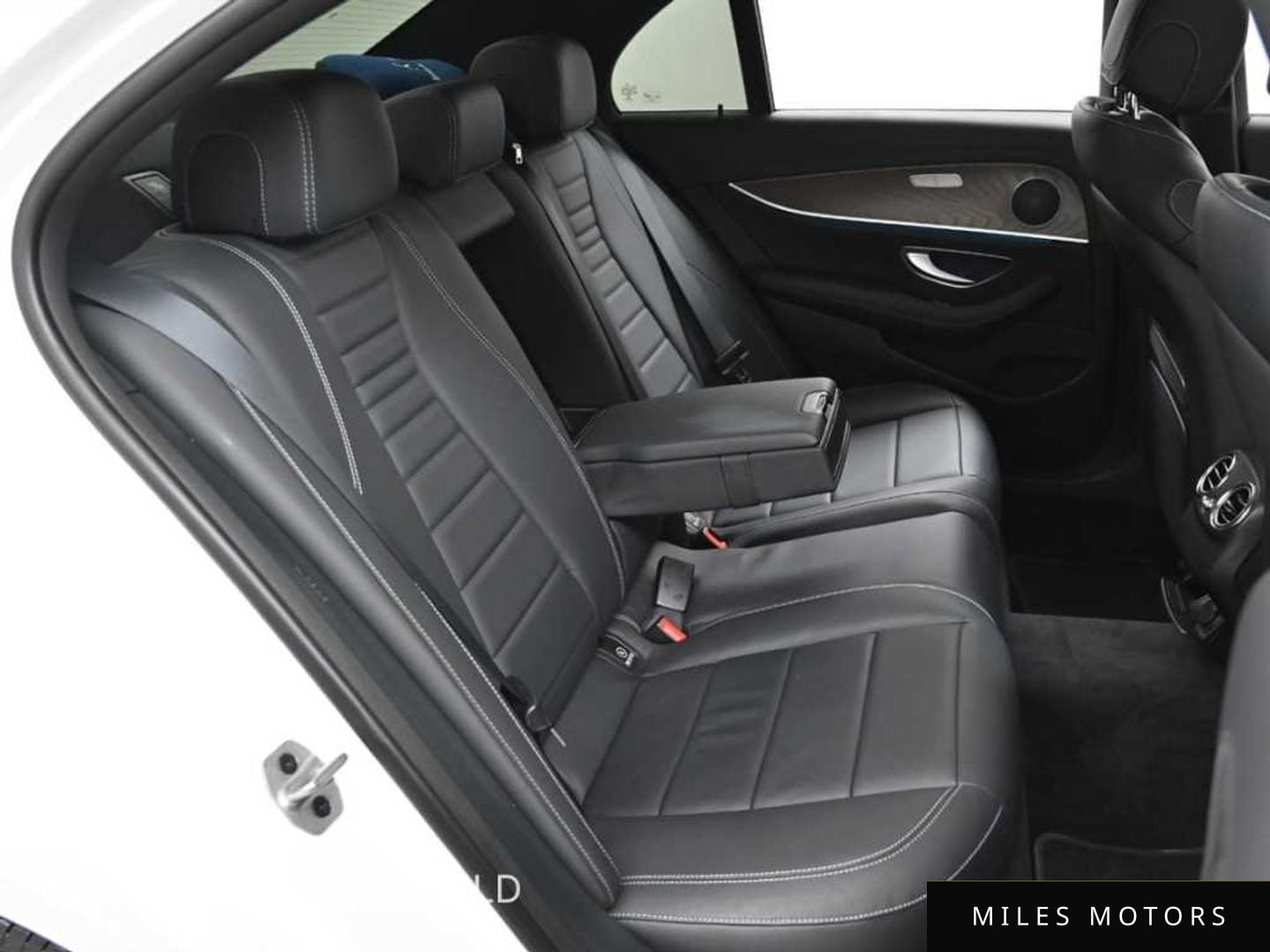 Mercedes-Benz E-Class W213 2021 — миниатюра 12
