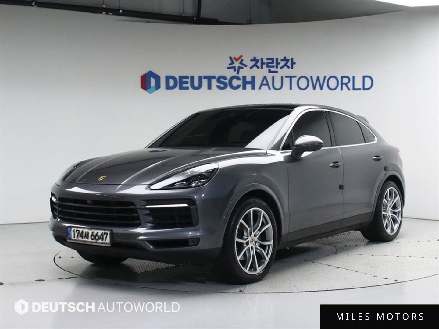 Porsche Cayenne 2020 — фото 1 из 12