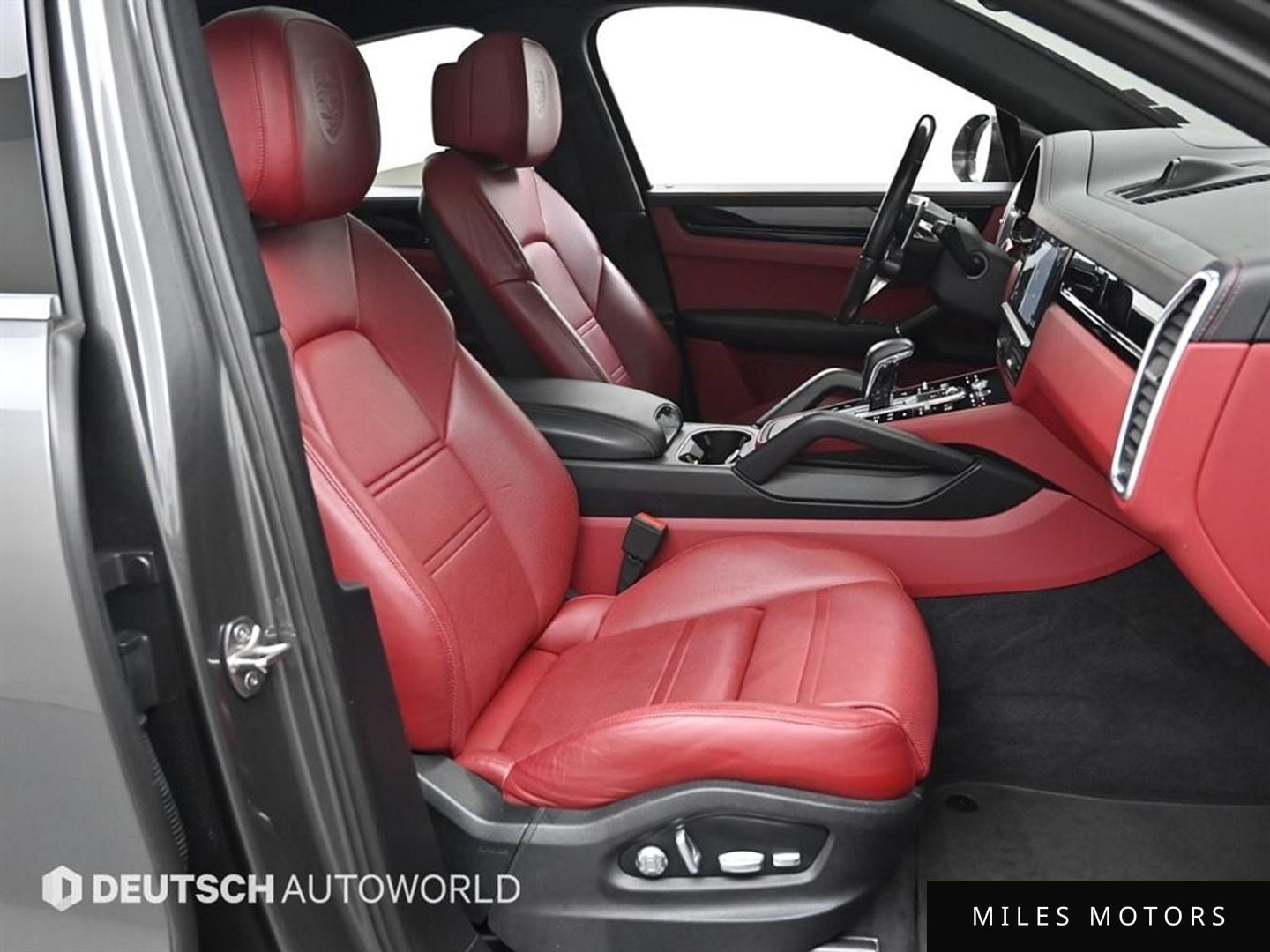 Porsche Cayenne 2020 — миниатюра 10