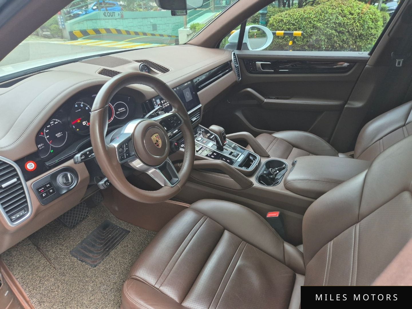 Porsche Cayenne 2020 — миниатюра 7