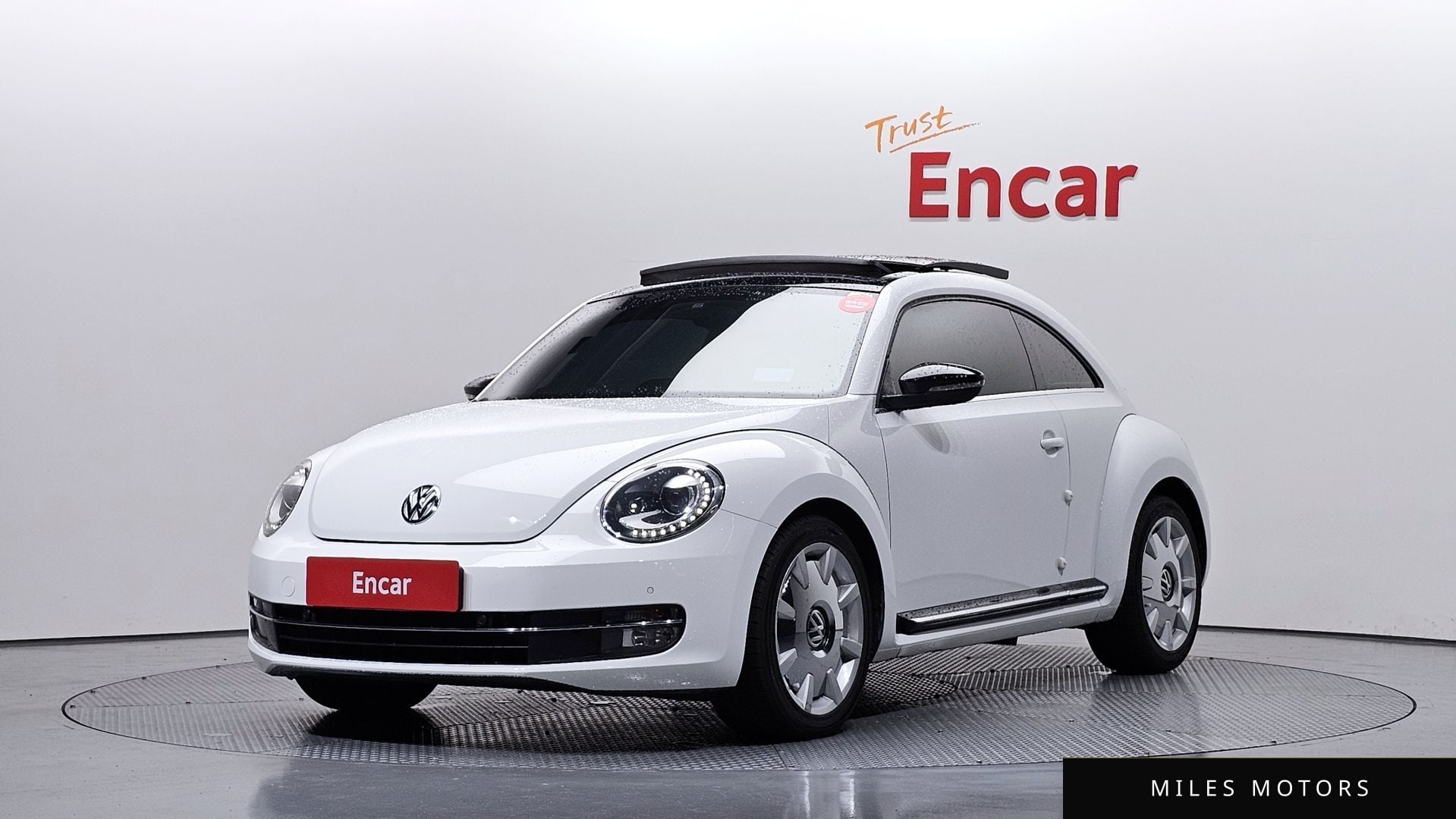 Volkswagen Beetle 2014 — фото 1 из 12