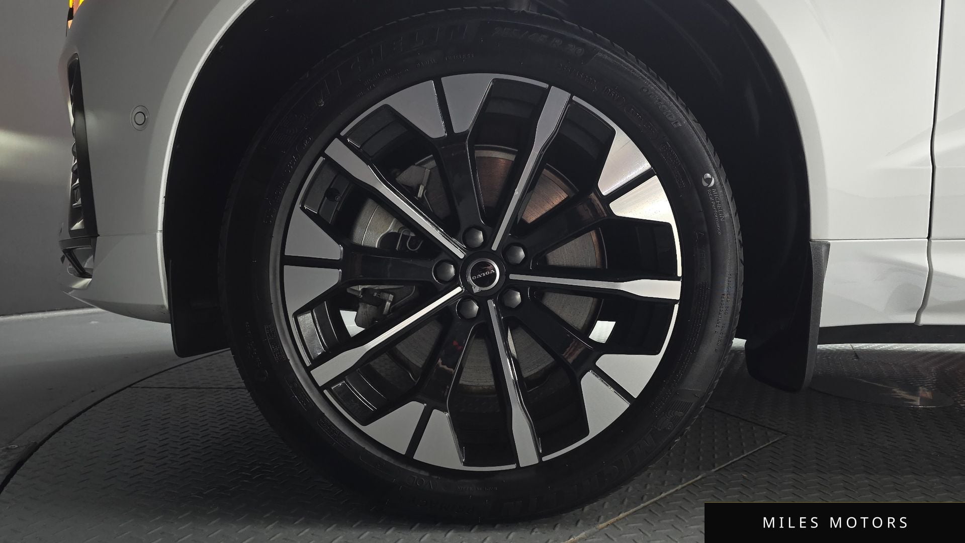 Volvo XC60 2026 — миниатюра 4