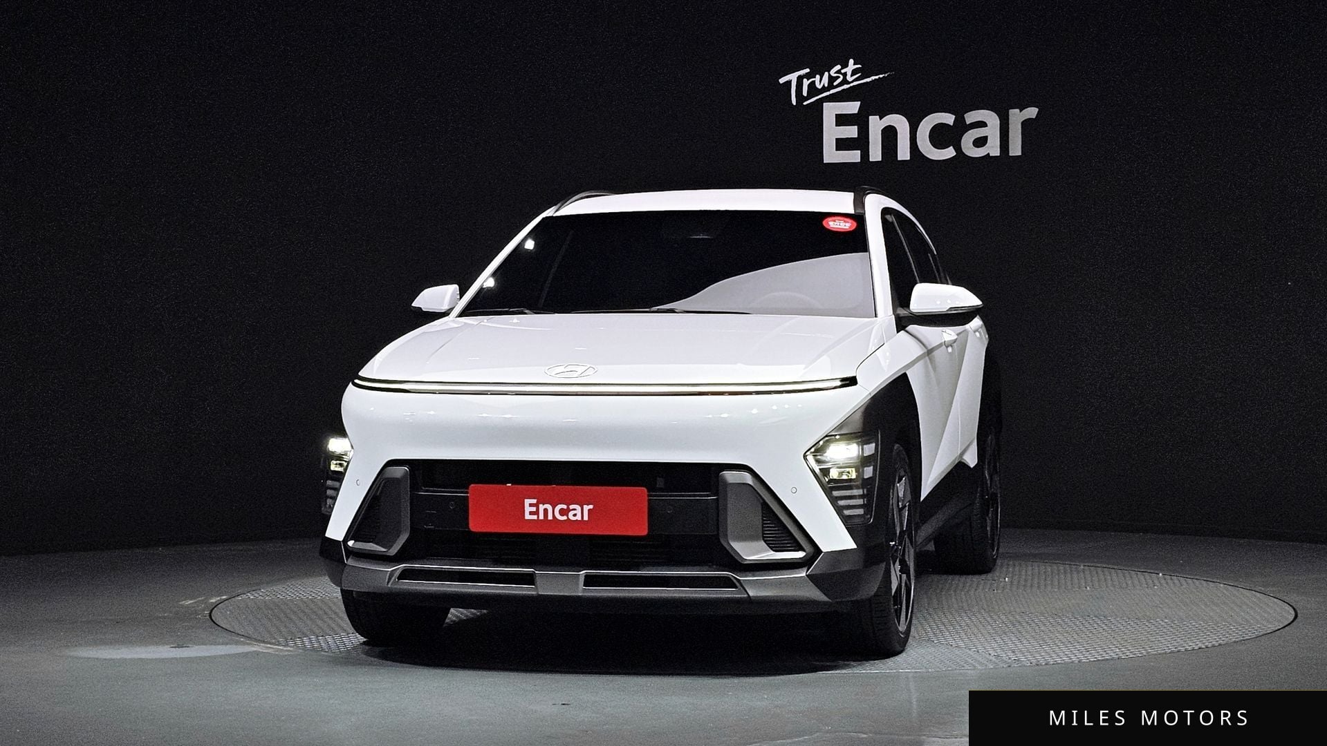 Hyundai Kona 2023 — миниатюра 3
