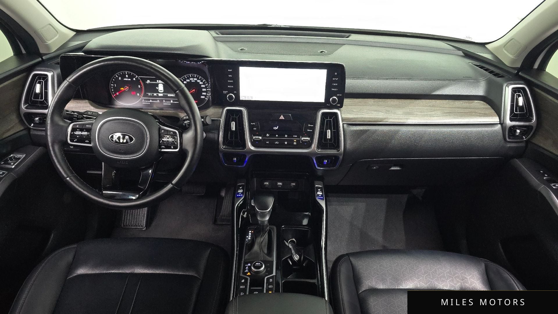 Kia Sorento 2021 — миниатюра 10