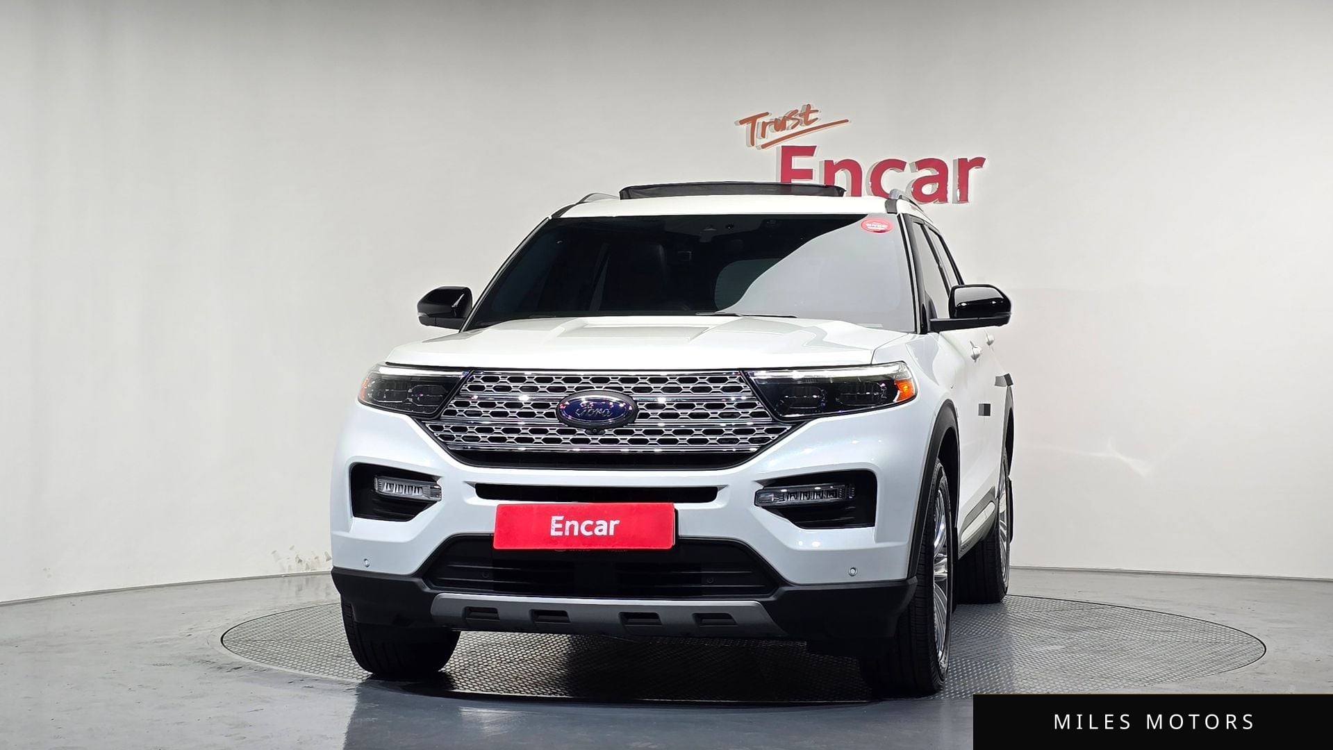Ford Explorer 2021 — миниатюра 3