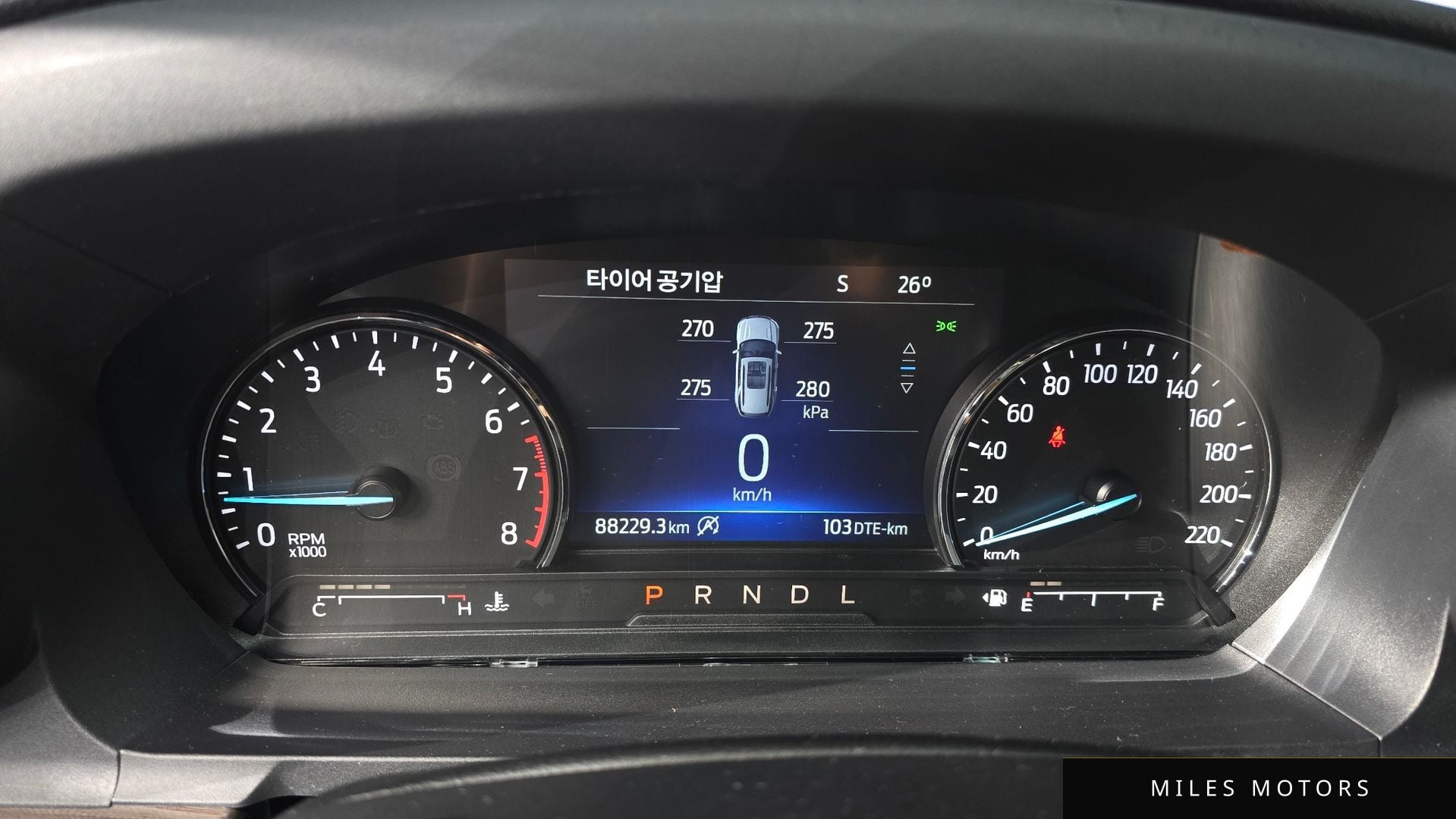 Ford Explorer 2021 — миниатюра 11