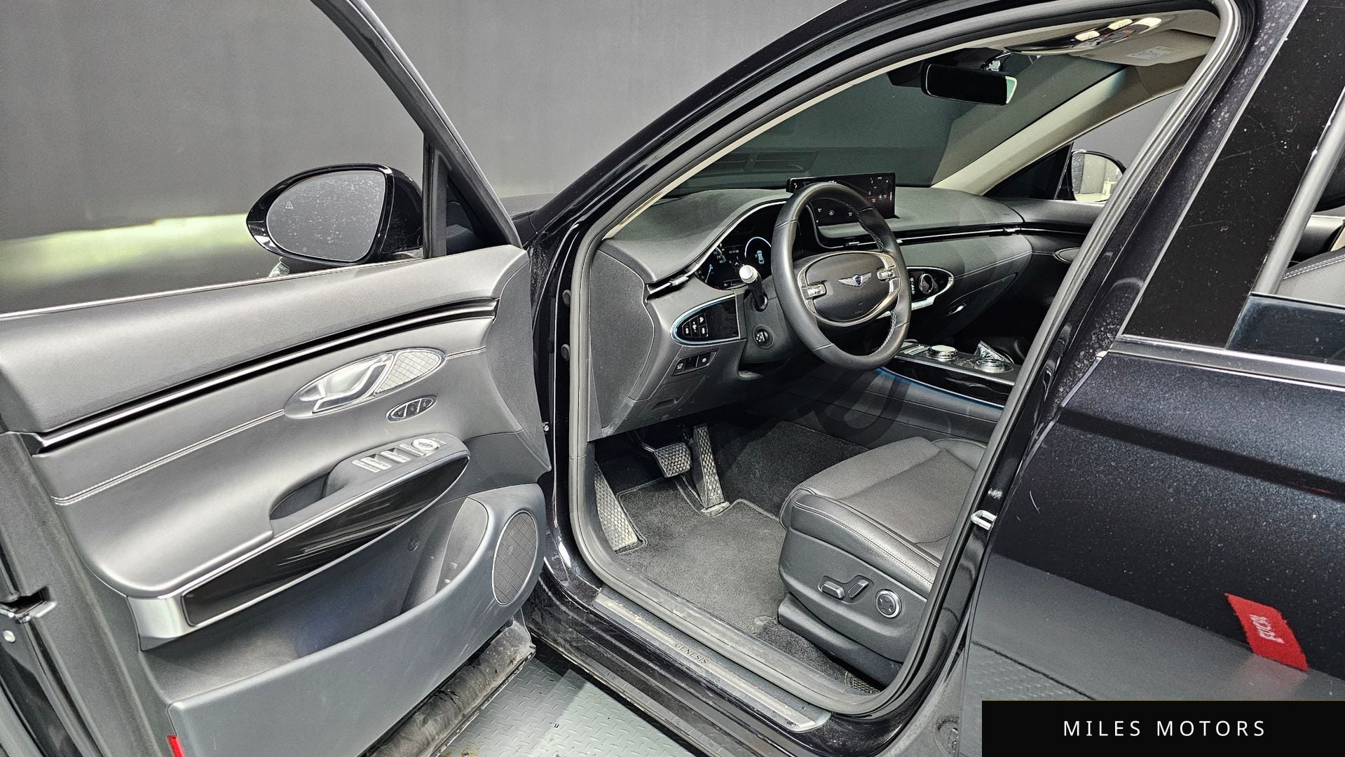 Genesis GV70 2023 — миниатюра 10