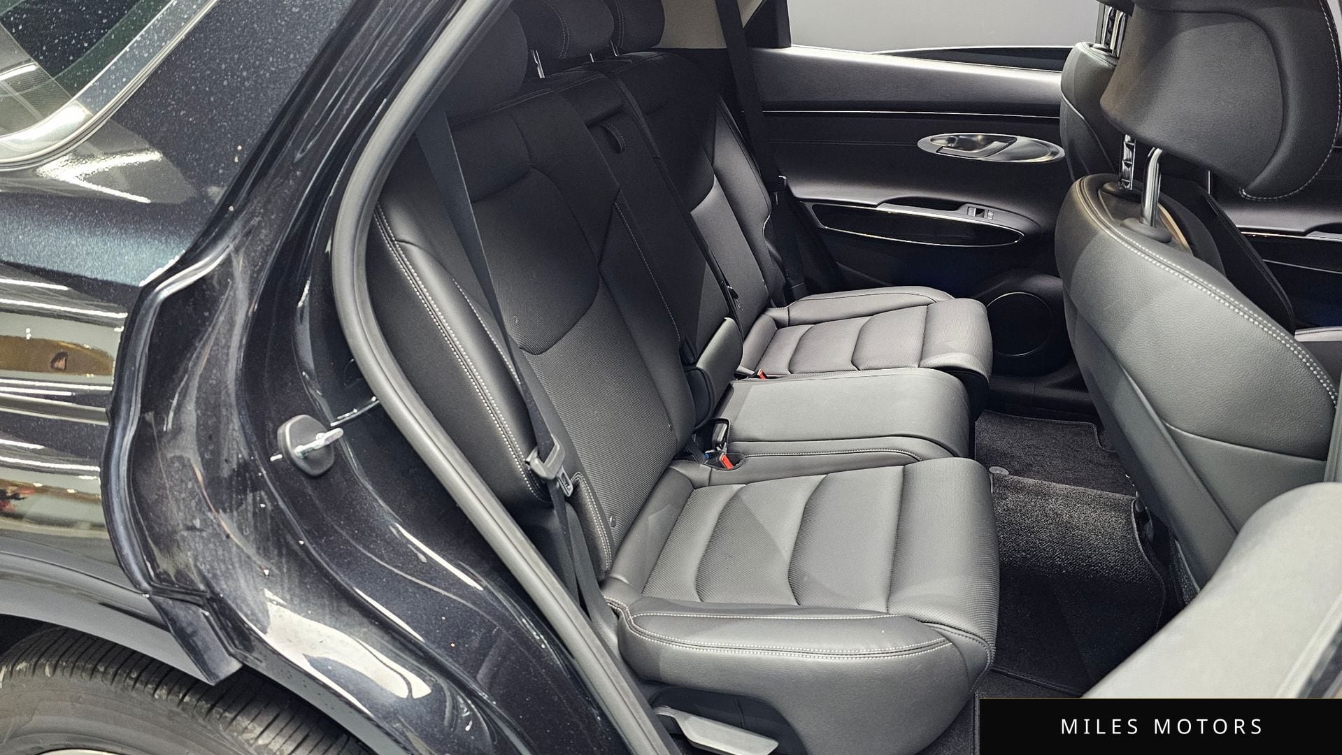 Genesis GV70 2023 — миниатюра 11