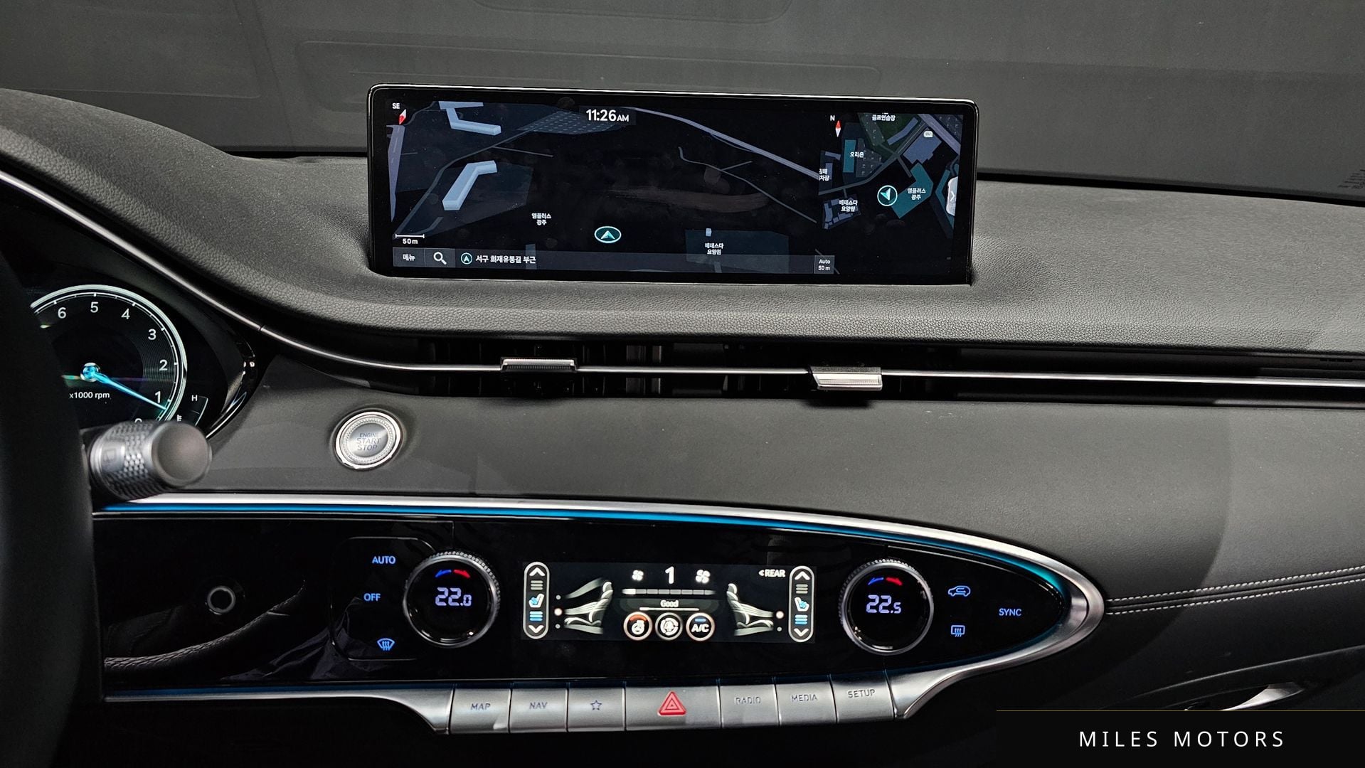 Genesis GV70 2023 — миниатюра 12