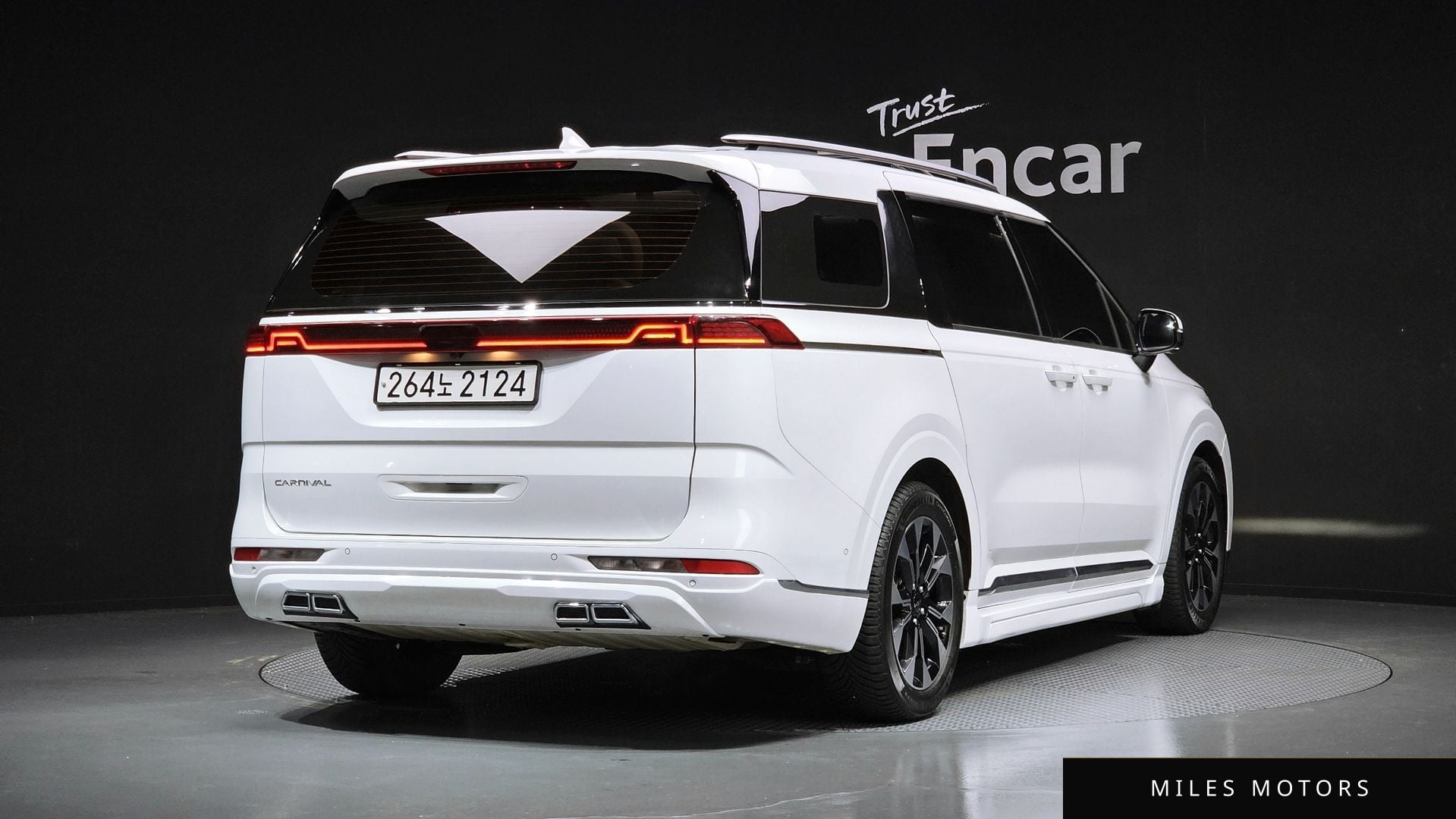 Kia Carnival 2022 — миниатюра 2