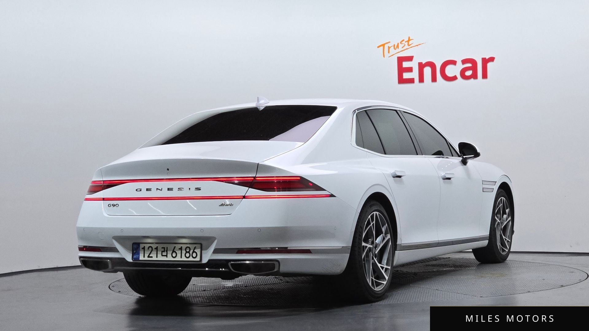 Genesis G90 (RS4) 2022 — миниатюра 2