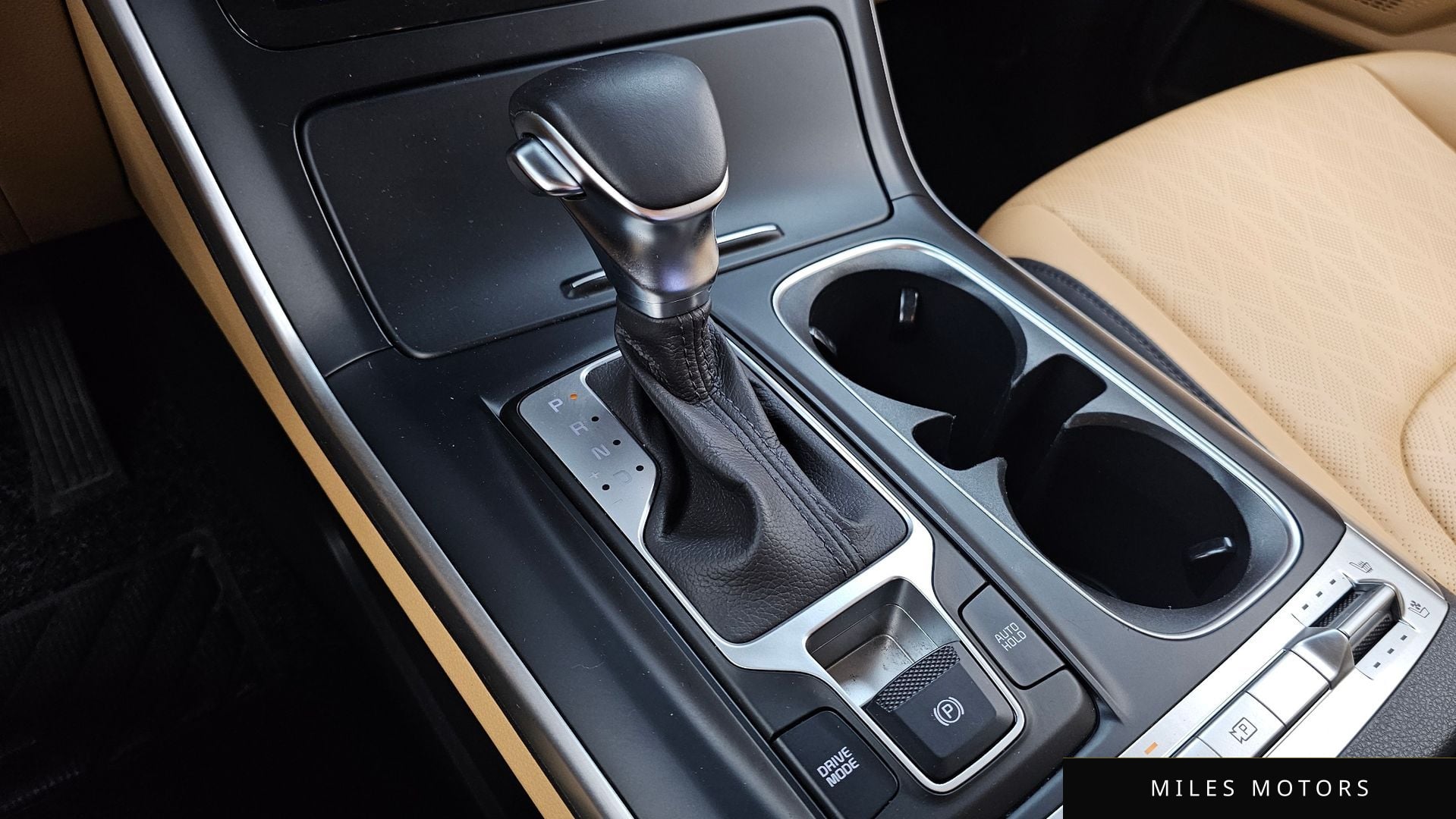 Kia Carnival 2021 — миниатюра 12