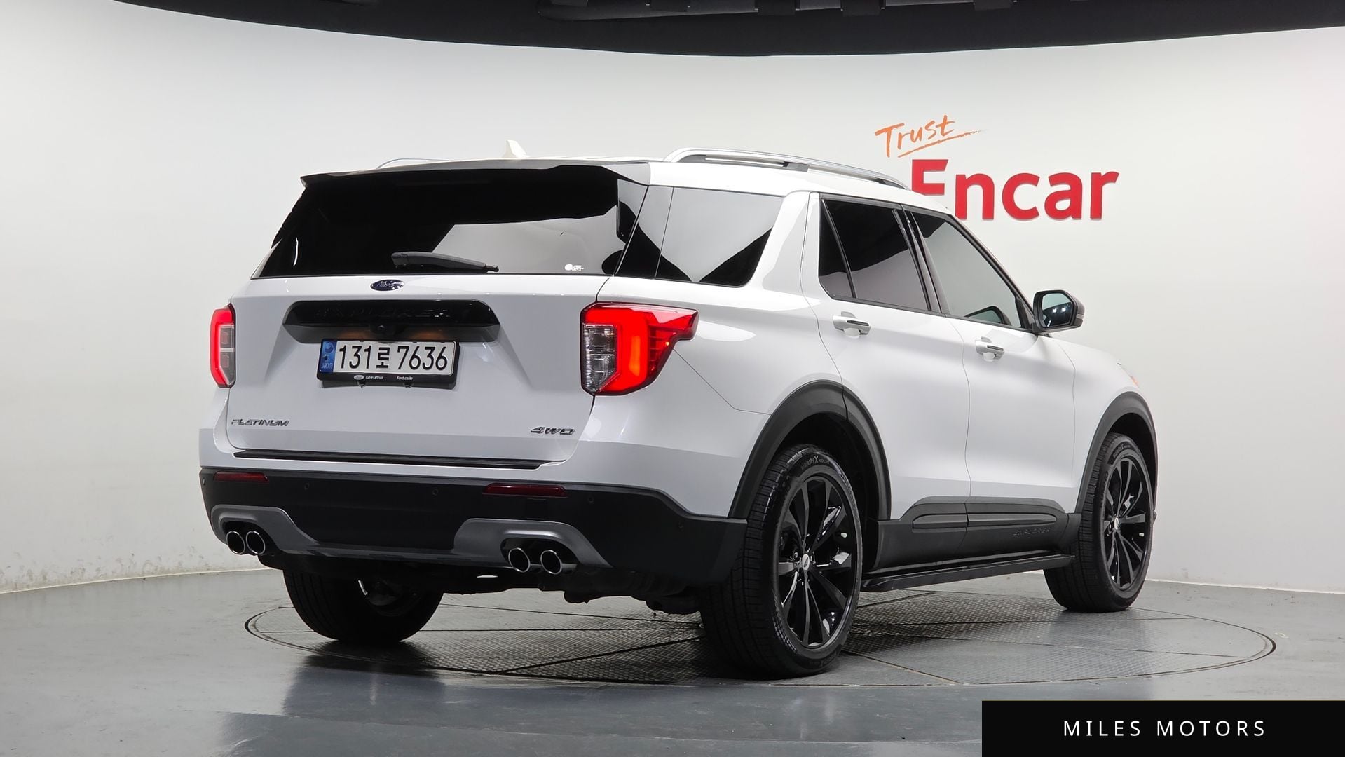 Ford Explorer 2022 — миниатюра 2