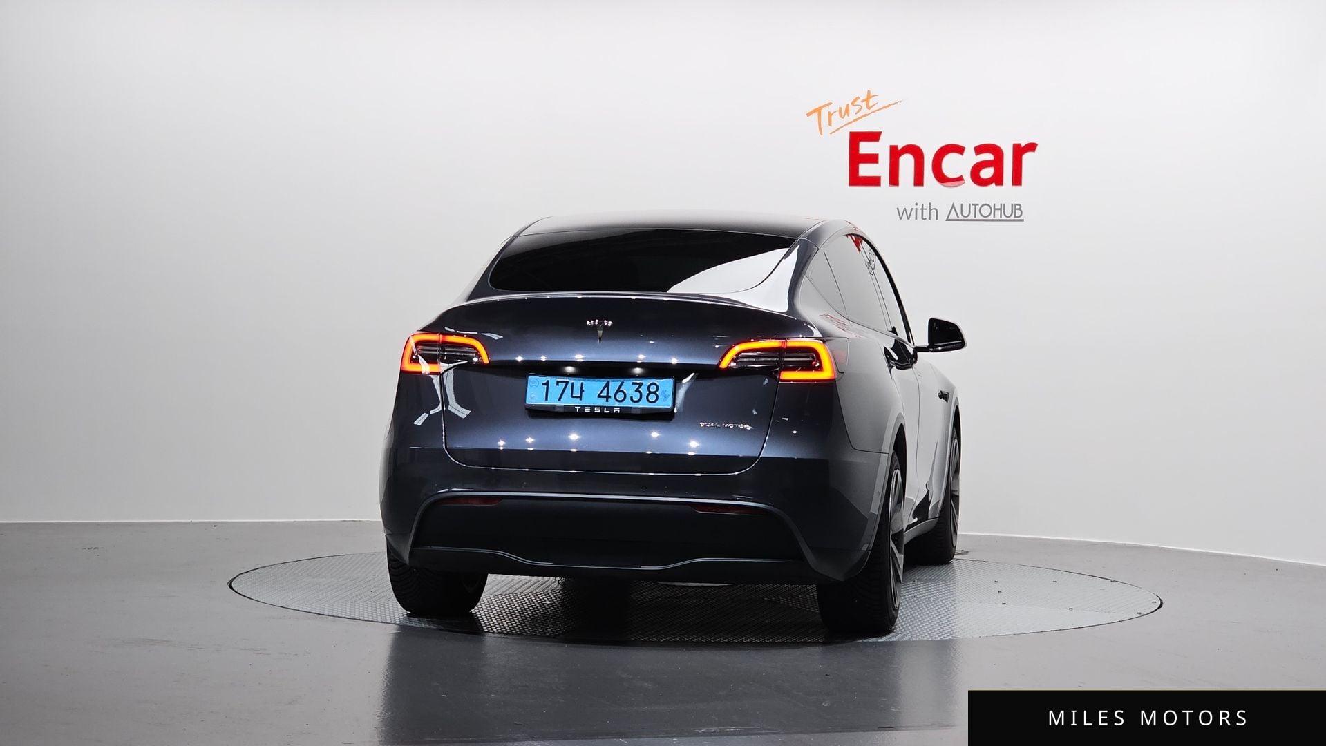 Tesla Model Y 2021 — миниатюра 4