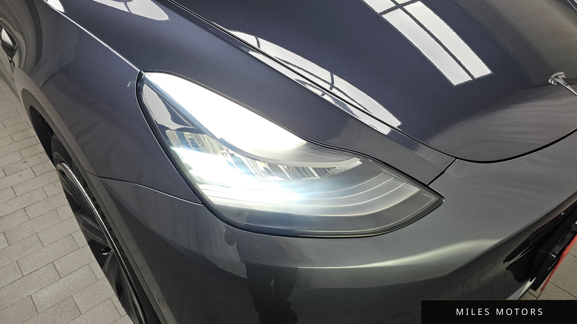 Tesla Model Y 2021 — миниатюра 8