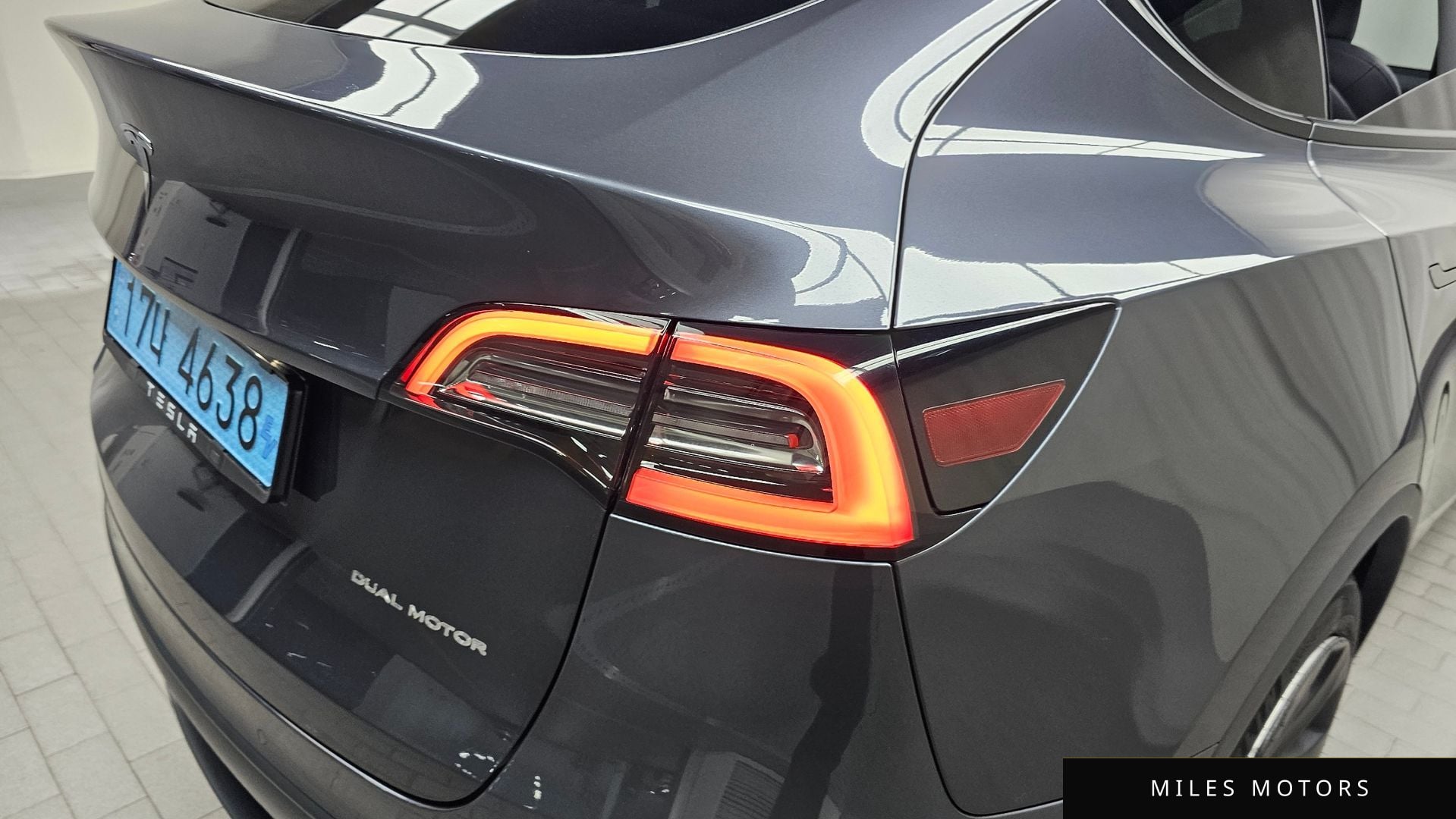 Tesla Model Y 2021 — миниатюра 9