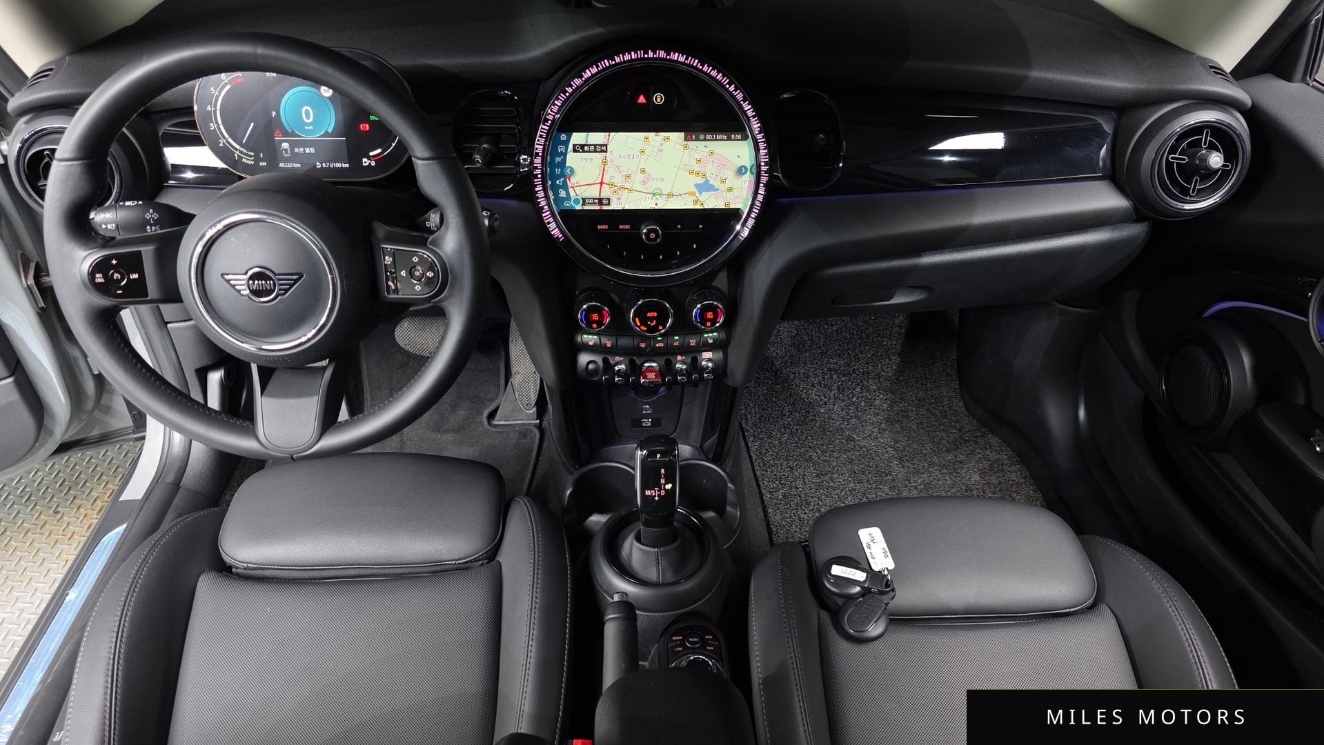 MINI Cooper 2022 — миниатюра 10