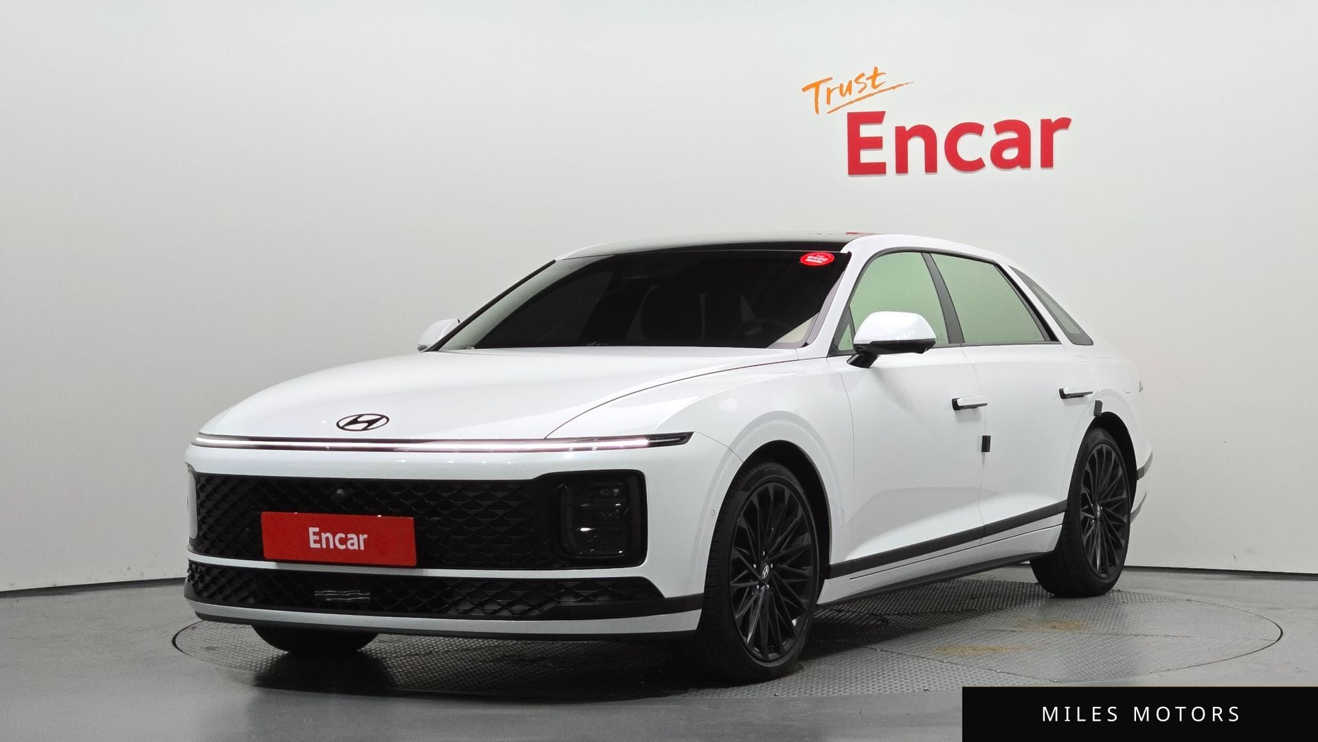 Hyundai Grandeur 2024 — фото 1 из 12