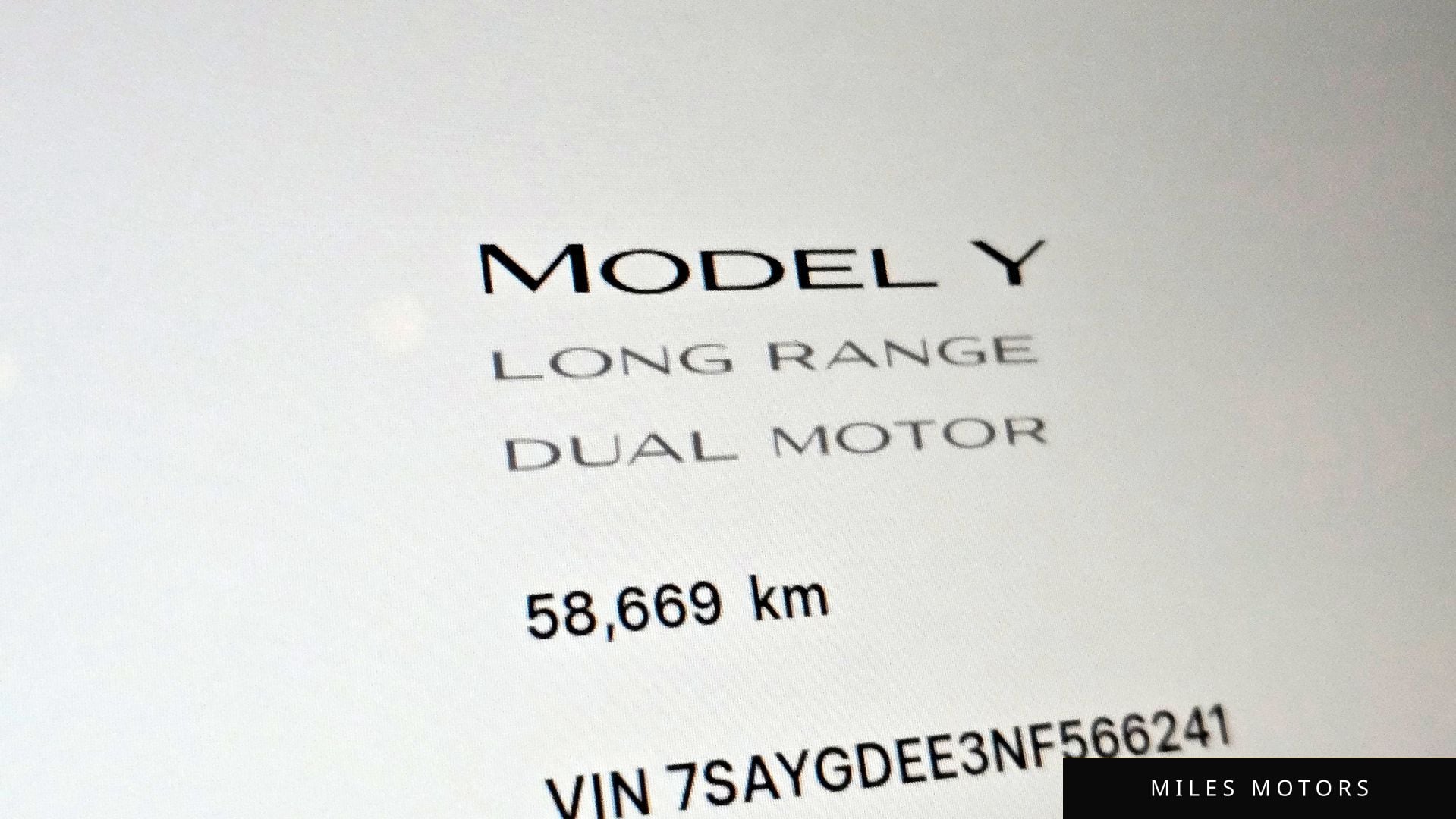 Tesla Model Y 2022 — миниатюра 10