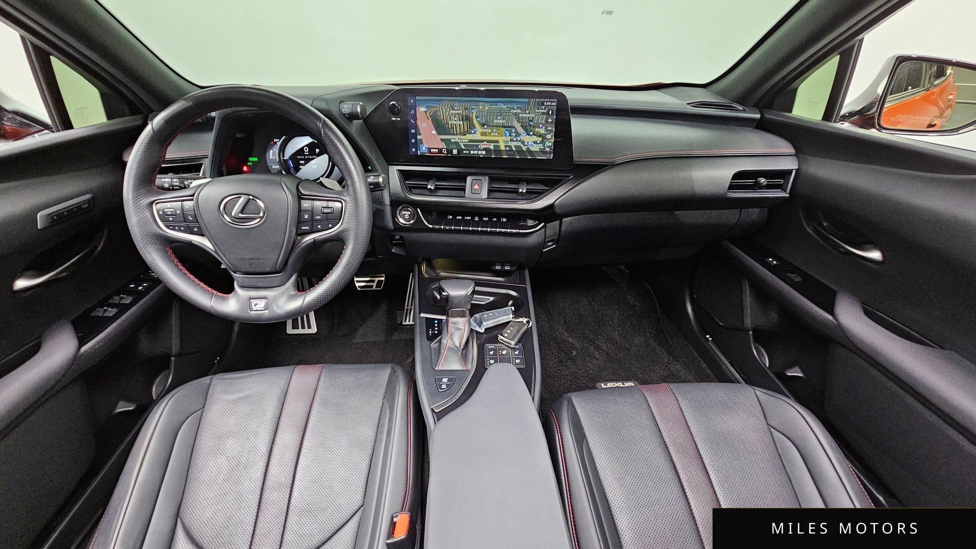 Лексус UX250h 2024 — миниатюра 10