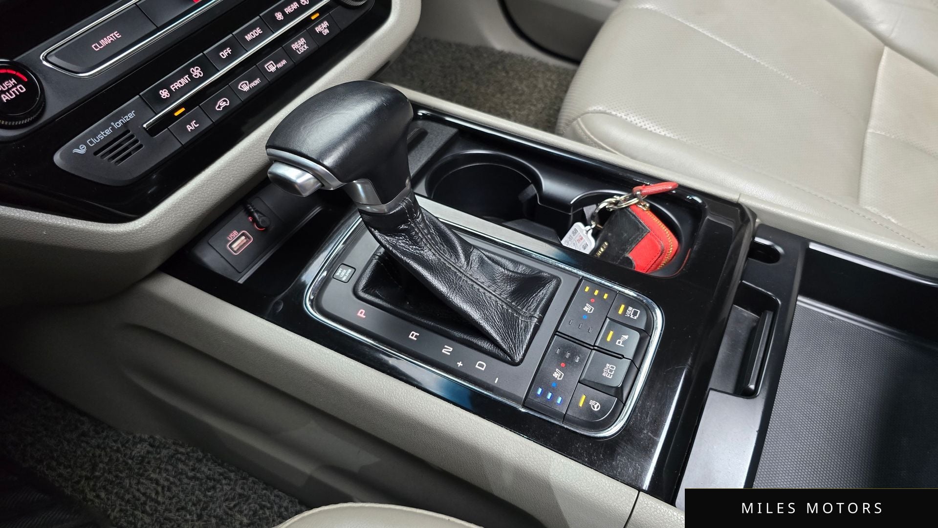 Kia Canival 2017 — миниатюра 12