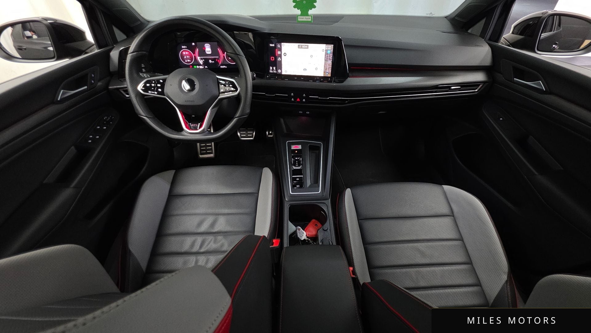 Volkswagen Golf 2022 — миниатюра 10