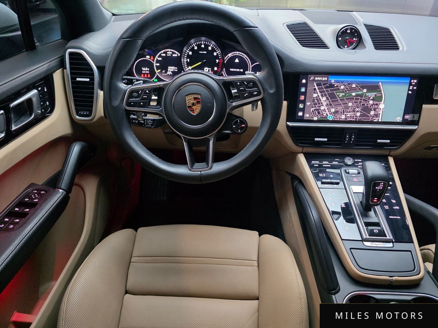 Porsche Cayenne 2023 — миниатюра 7