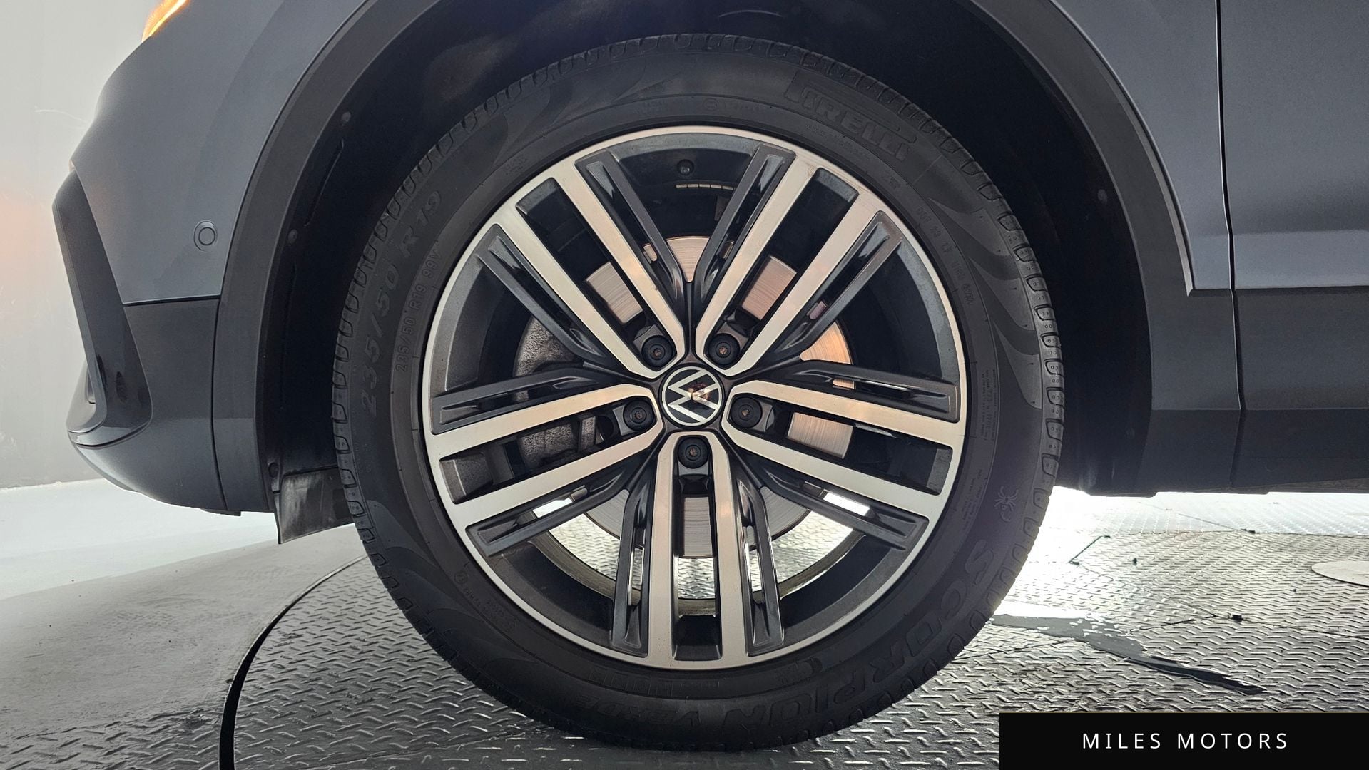 Volkswagen Tiguan 2023 — миниатюра 5