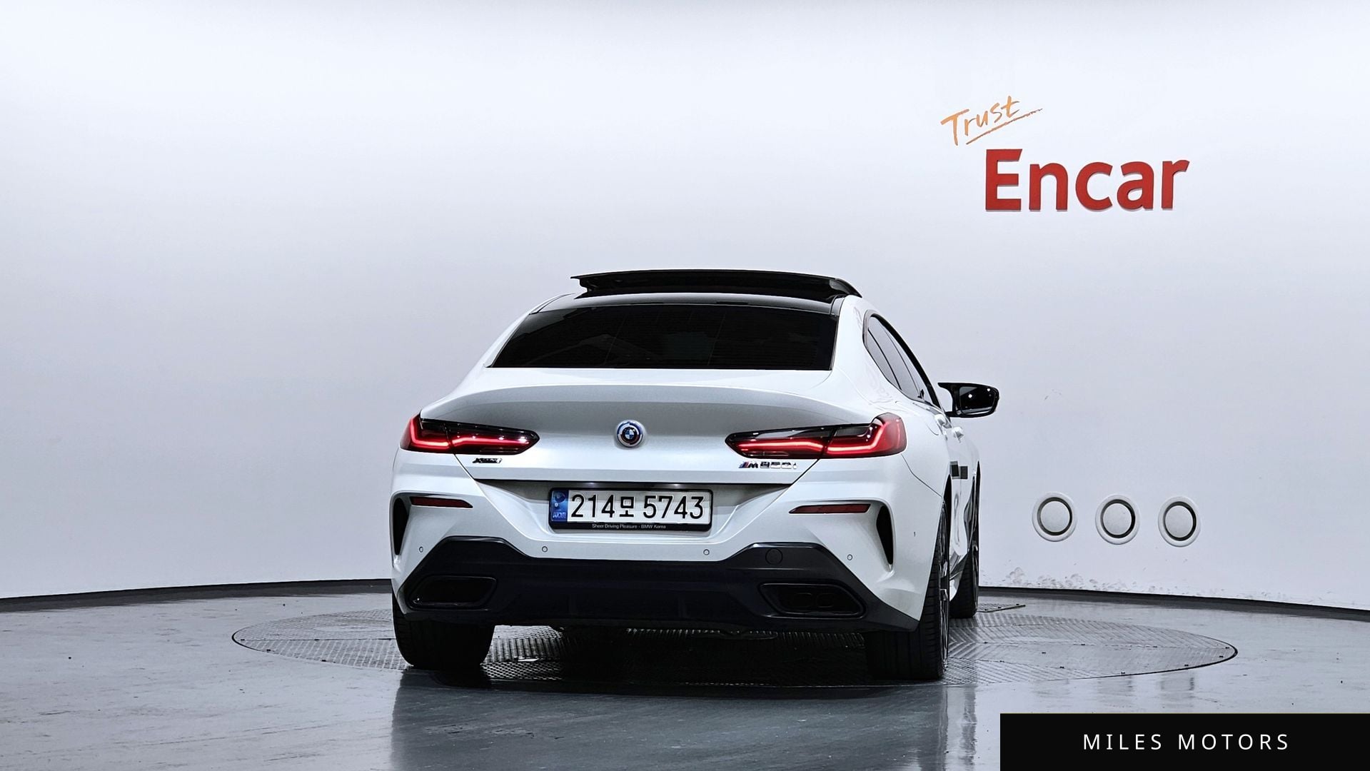 BMW 8 Series (G15) 2023 — миниатюра 4