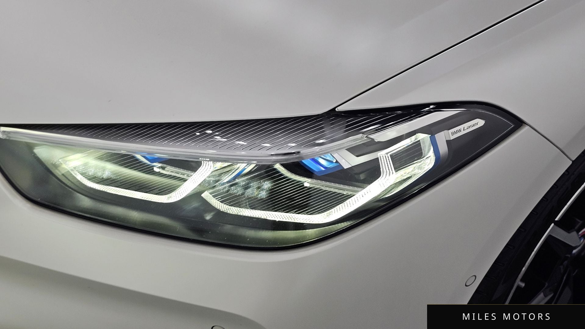 BMW 8 Series (G15) 2023 — миниатюра 8