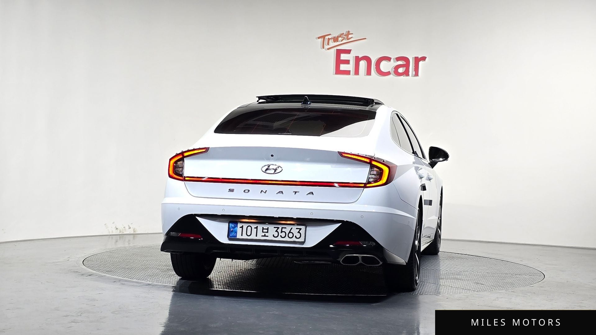 Hyundai Sonata 2023 — миниатюра 3