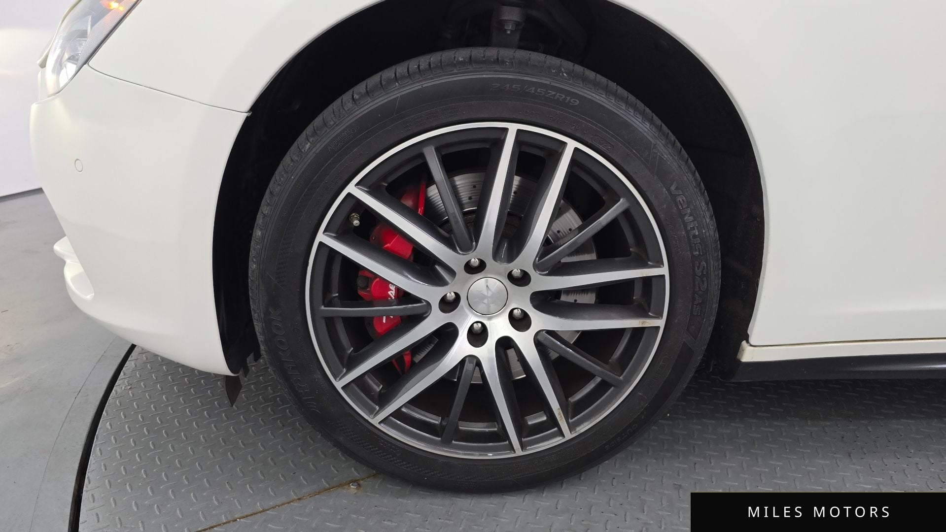 Maserati Ghibli 2014 — миниатюра 5