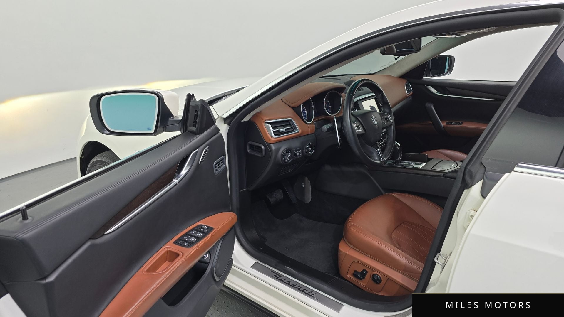 Maserati Ghibli 2014 — миниатюра 10