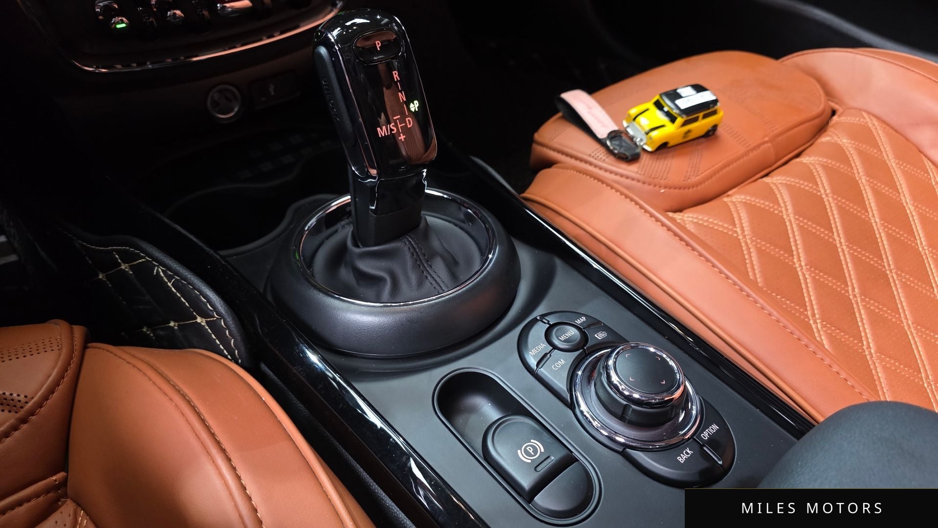 MINI Clubman 2024 — миниатюра 12
