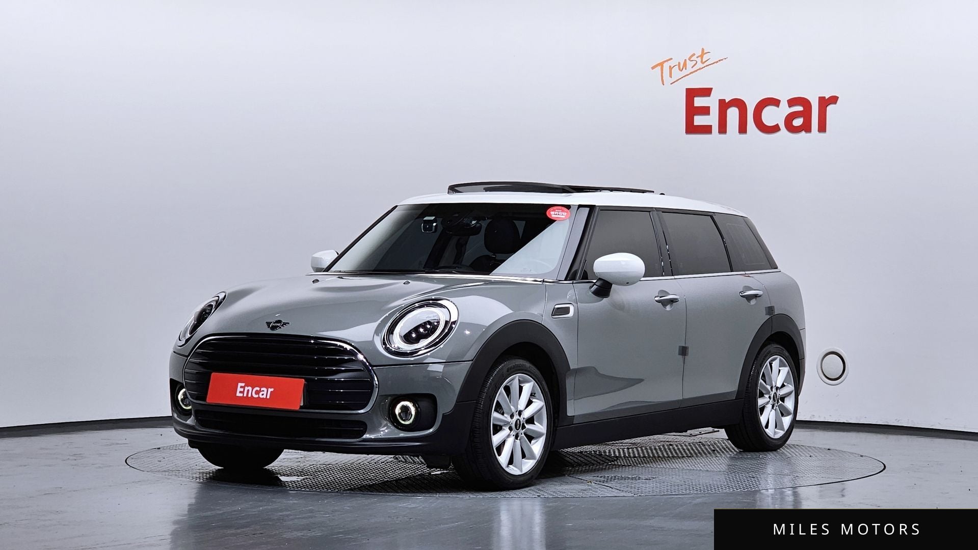 MINI Clubman 2022 — фото 1 из 12