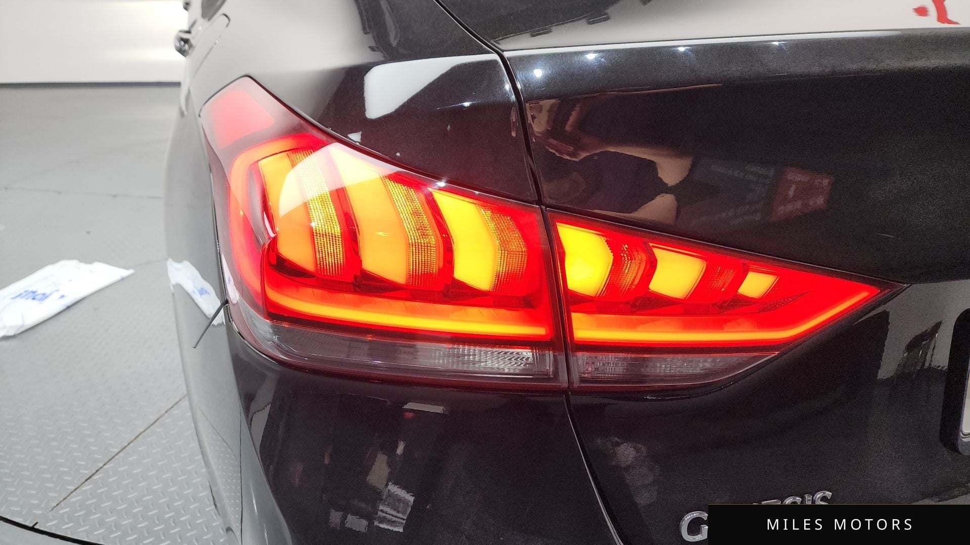 Hyundai Genesis 2016 — миниатюра 9