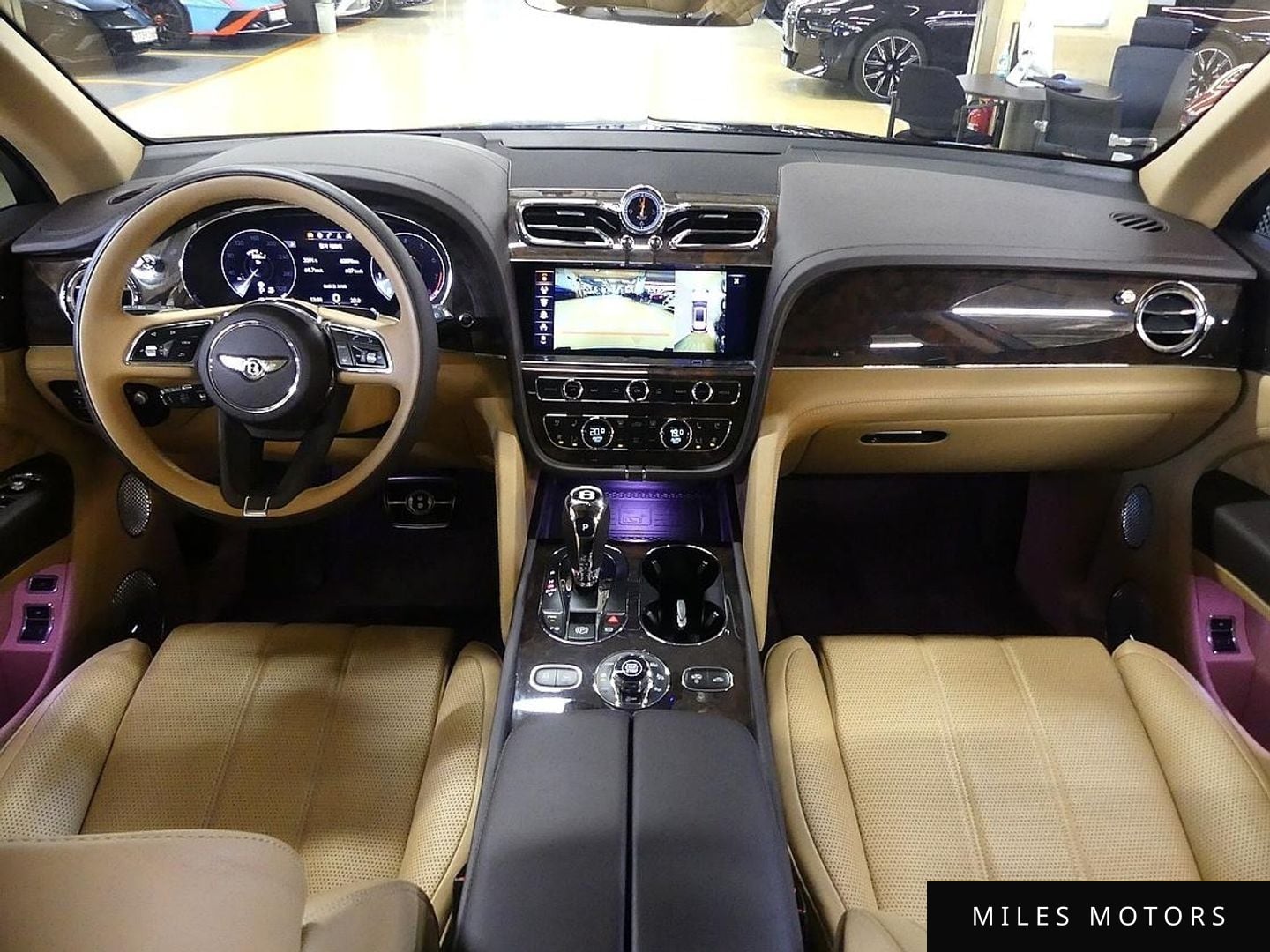 Bentley Bentayga 2022 — миниатюра 5