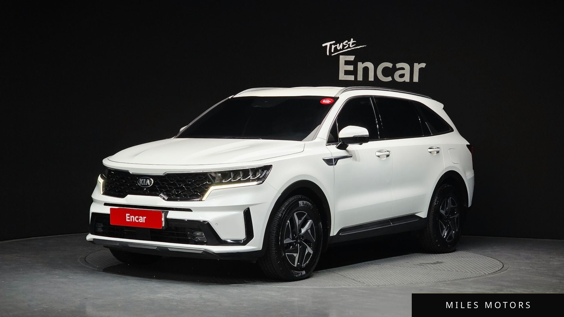 Kia Sorento 2021 — фото 1 из 12